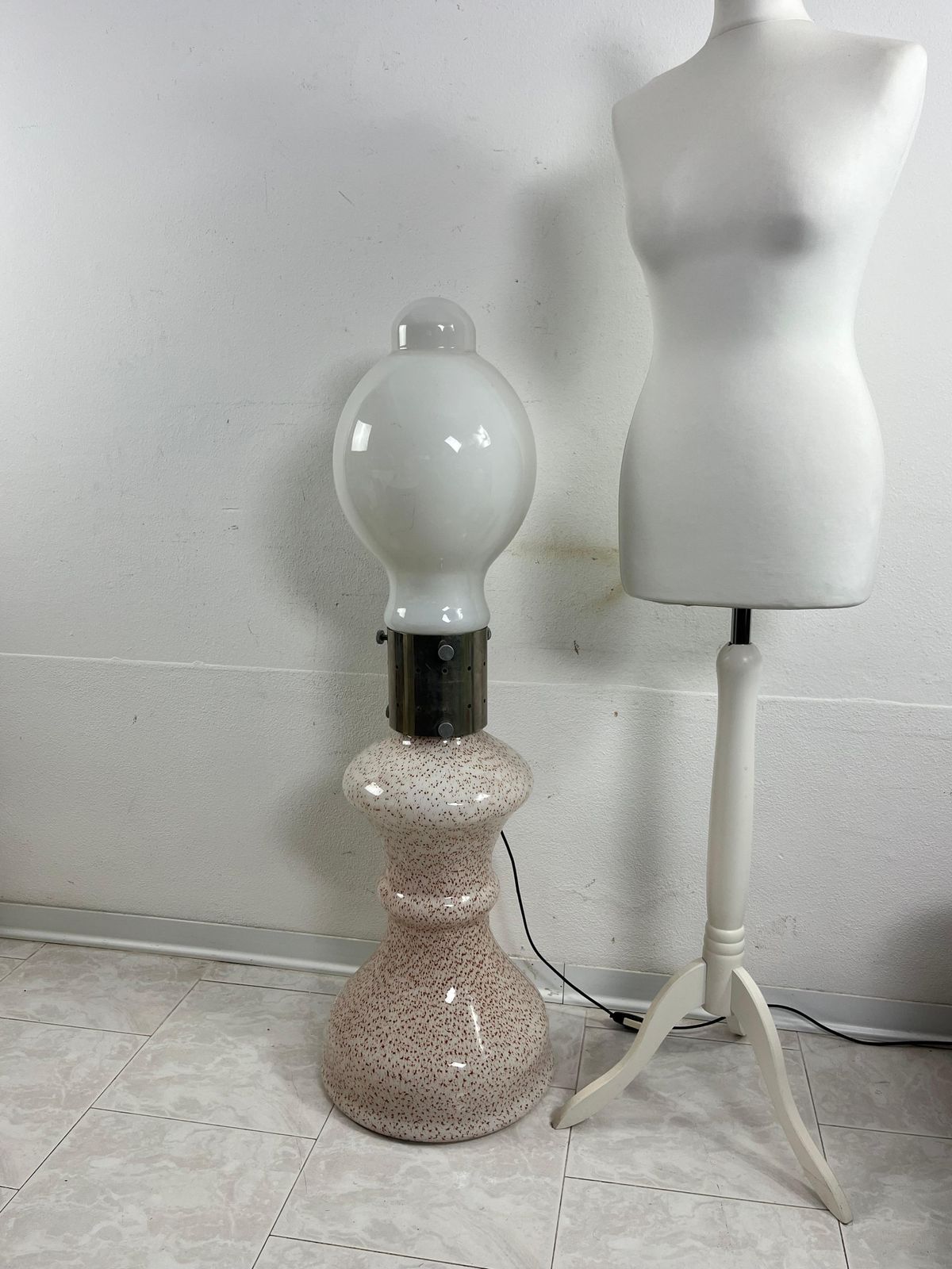 Mid Century "Birillo" Floor Lamp Attributed To Carlo Nason For Mazzega, 1960s photo Lighting