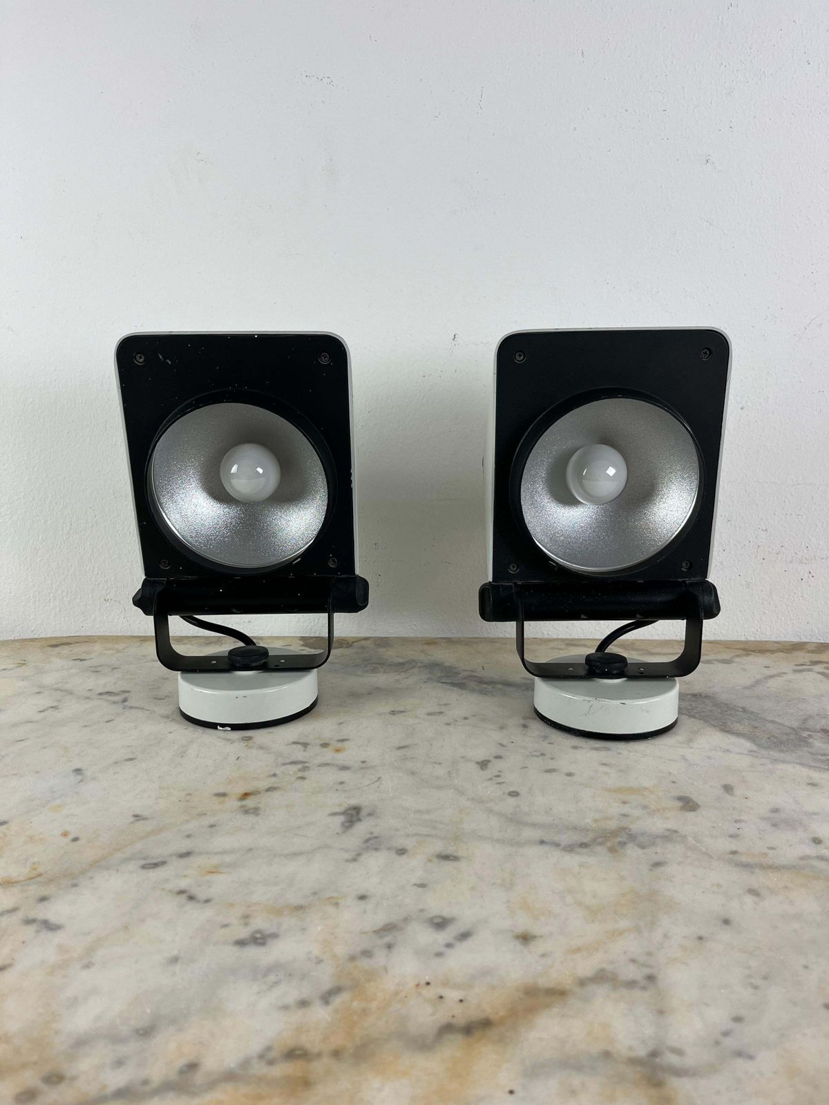 Set Of 2 Particular Vintage Adjustable Wall Lamps, Made In Italy, 1970s photo vintage