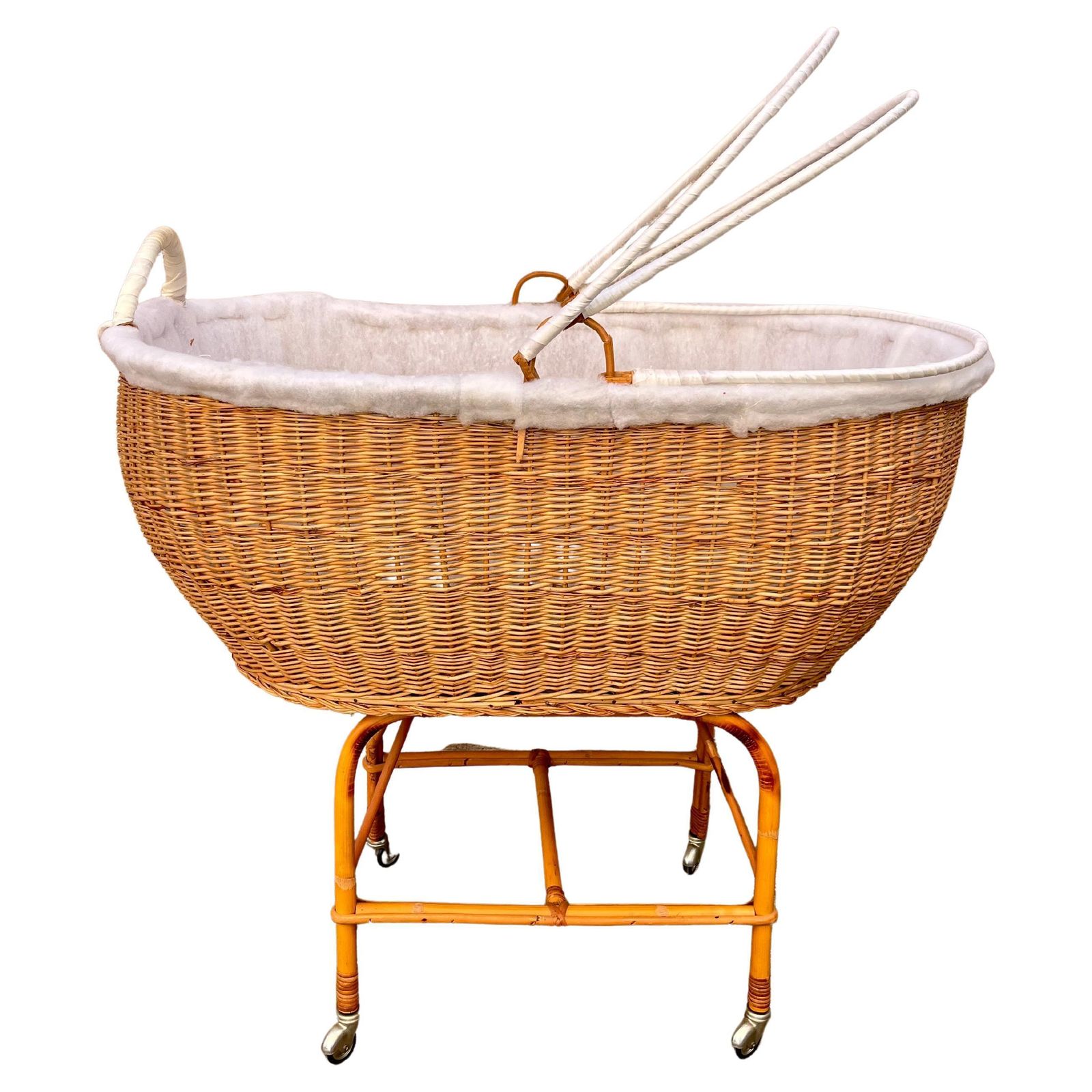 Mid Century Wicker And Bamboo Cradle, Made In Italy, 1967