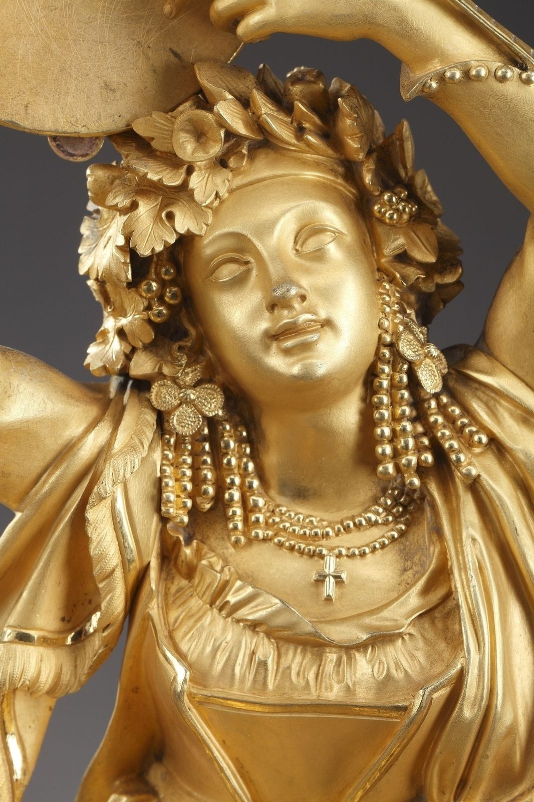 Louis Philippe Ormolu-klok "Esmeralda" of "Danseres met tamboerijn" photo vinterior