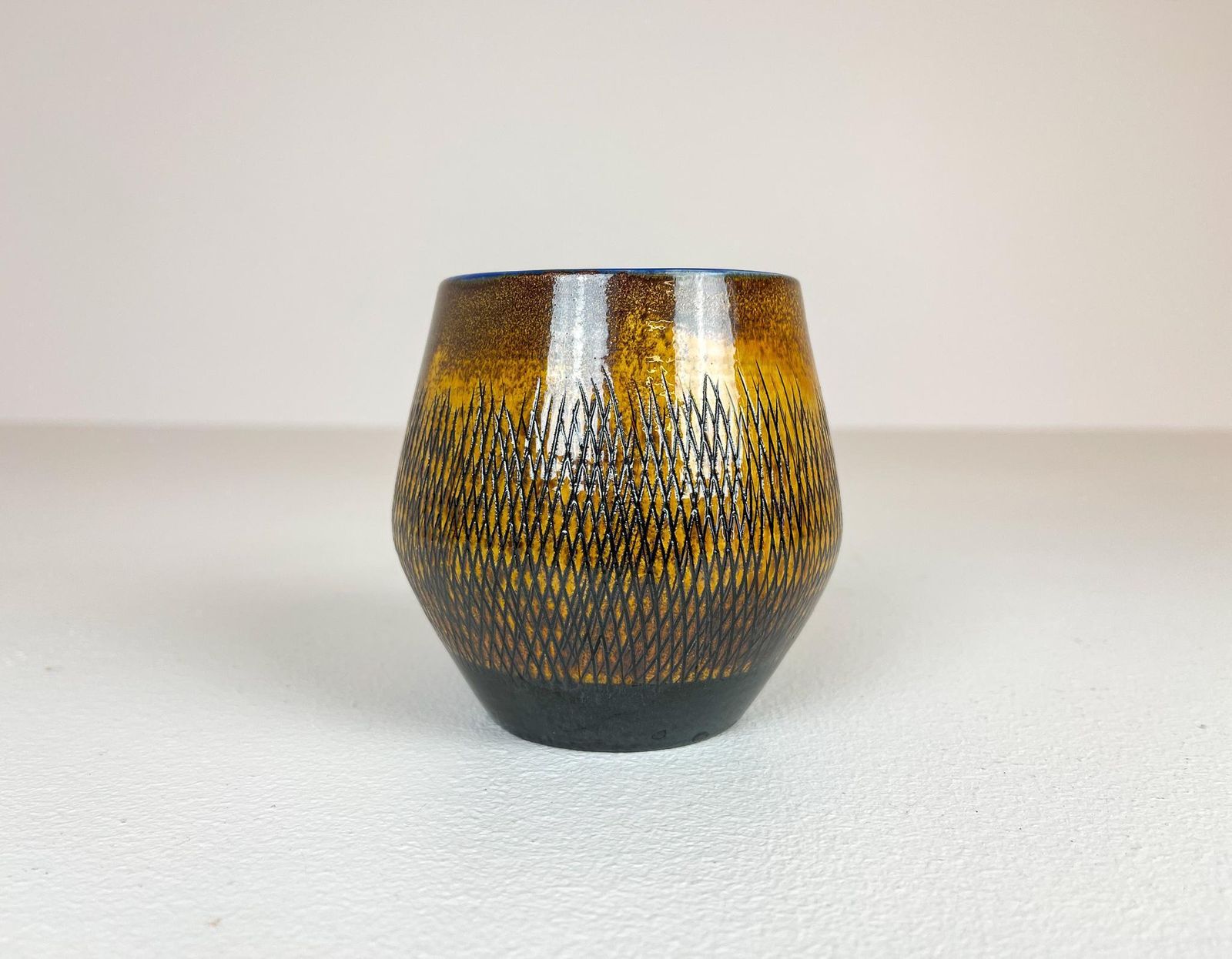 photo furniture Mid Century Modern Set Of 4 Ceramic Vases Upsala Ekeby "Fiamma" Sweden, 1960s