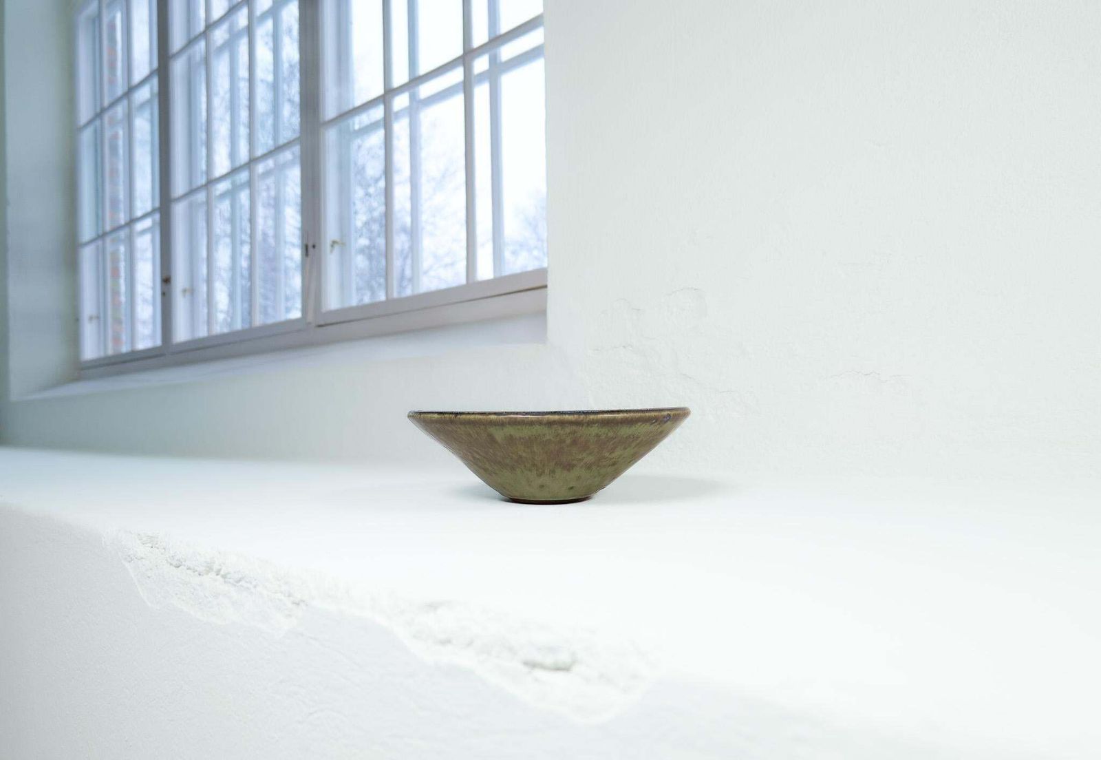 photo furniture Midcentury Modern Unique Large Ceramic Bowl Carl Harry Stålhane Rörstrand Sweden