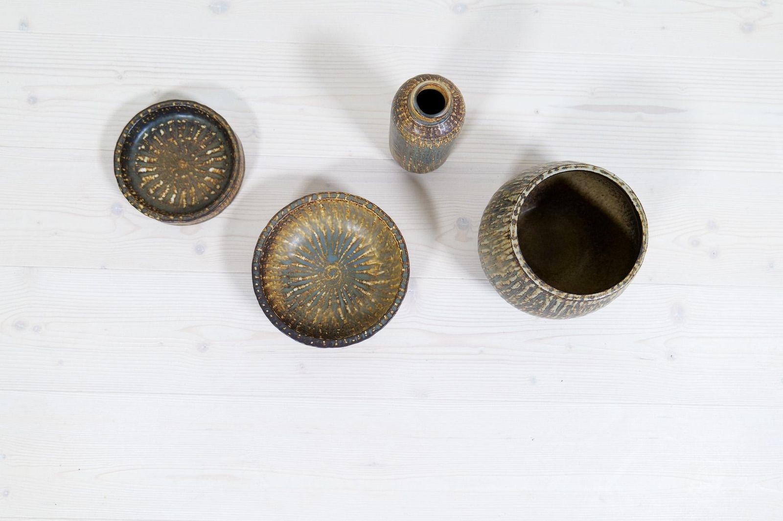 Midcentury Modern Set Of 4 Ceramic Pieces Rubus Gunnar Nylund Rörstrand, Sweden photo vinterior