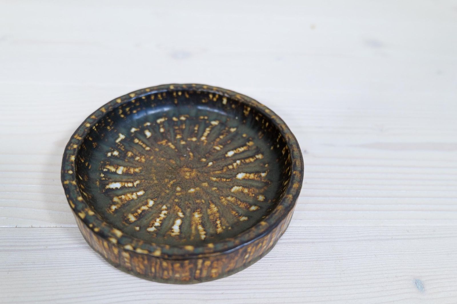 photo buy Midcentury Modern Set Of 4 Ceramic Pieces Rubus Gunnar Nylund Rörstrand, Sweden