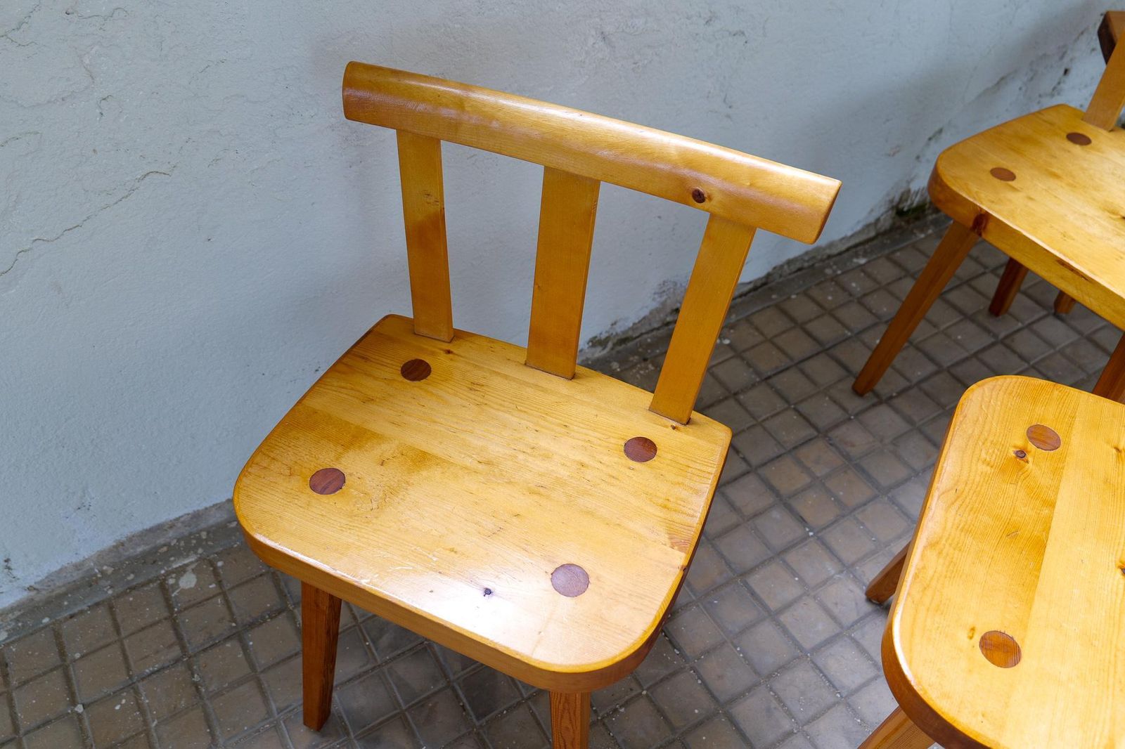 photo vinterior Swedish Modern Set Of 4 Dining Chairs In Pine