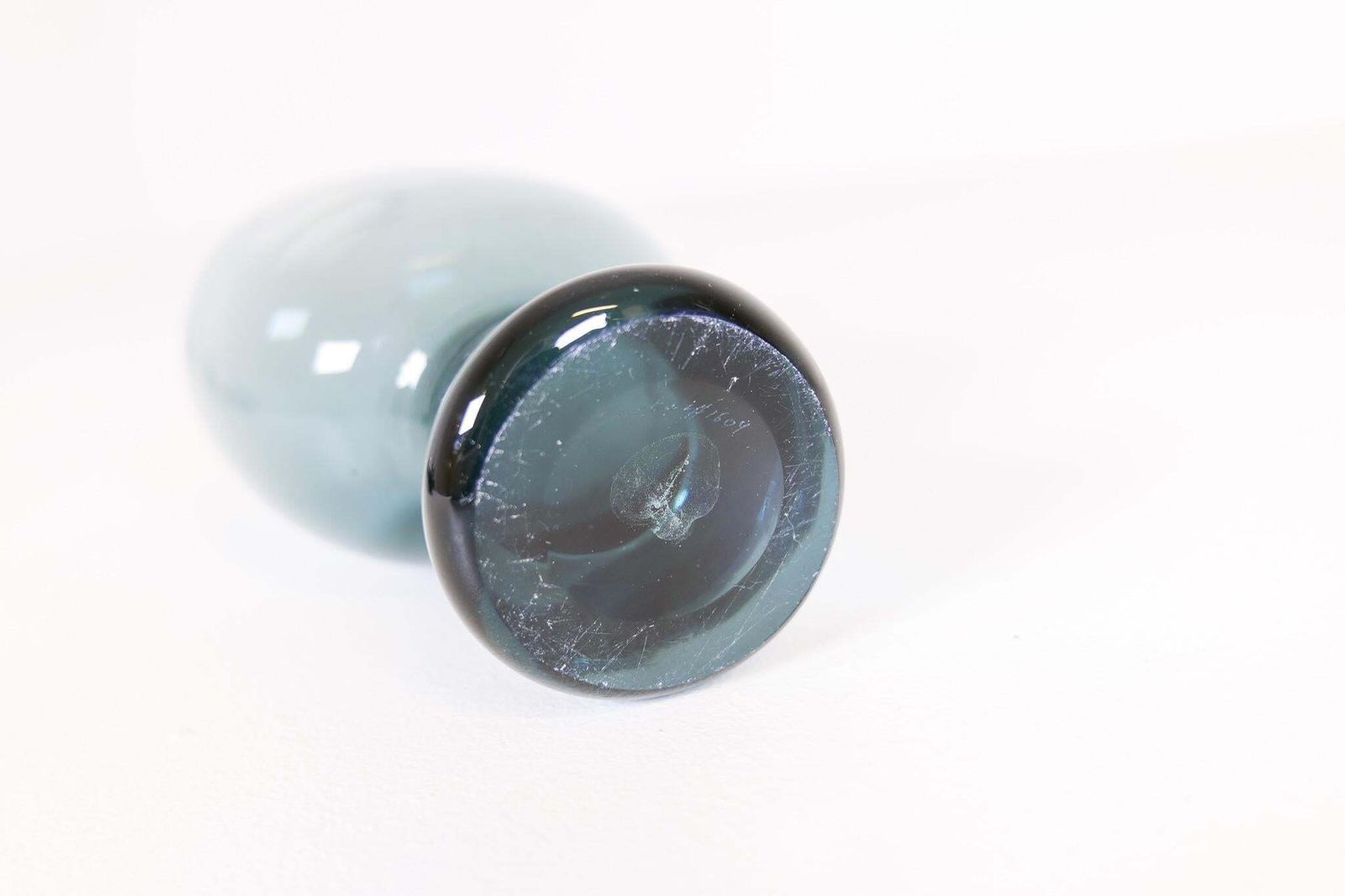 photo buy Midcentury Set Of 2 Art Glass Vessels By Vicke Lindstrand For Kosta Sweden