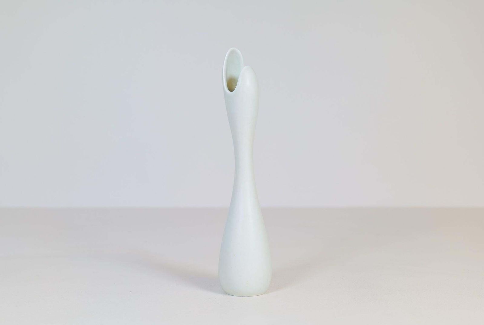 photo furniture Midcentury Modern Ceramic Vase "Caolina" Gunnar Nylund Rörstrand, Sweden