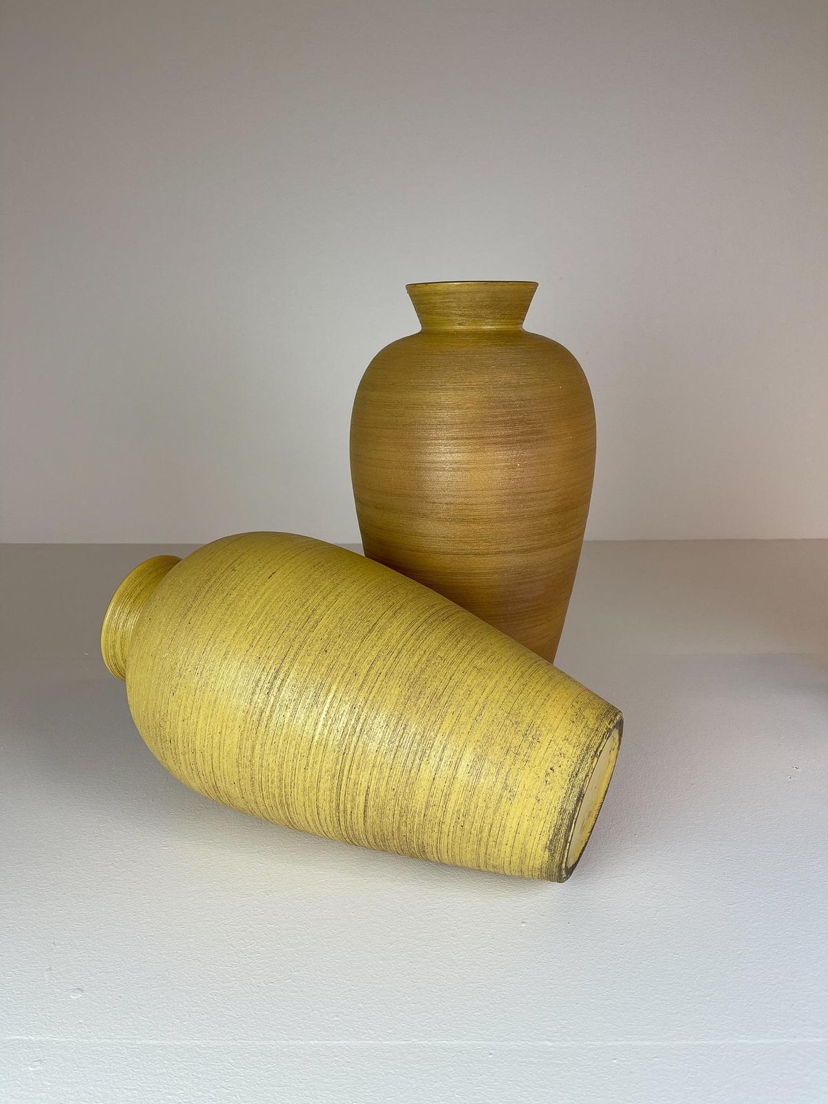 photo vinterior Pair Of Art Deco Floor Vases By Upsala Ekeby, Sweden, 1940s