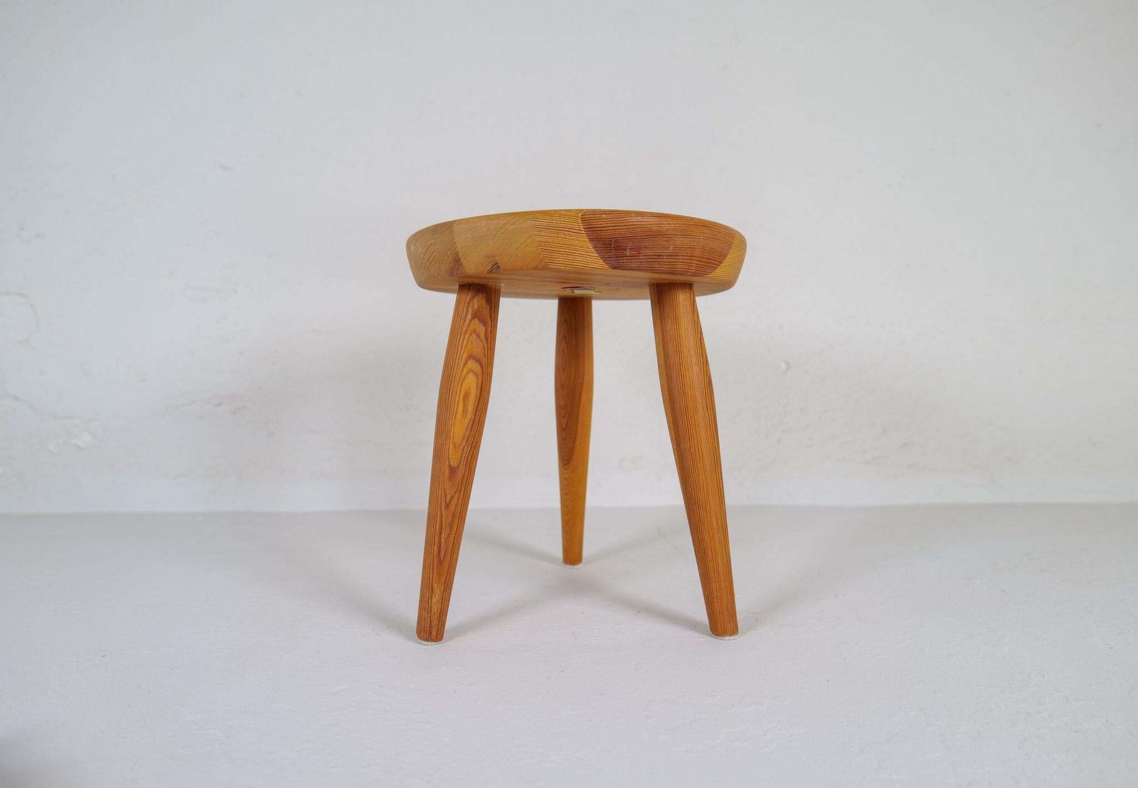 Scandinavian Modern Sculptural Stool Pine, Sweden, 1970s photo furniture