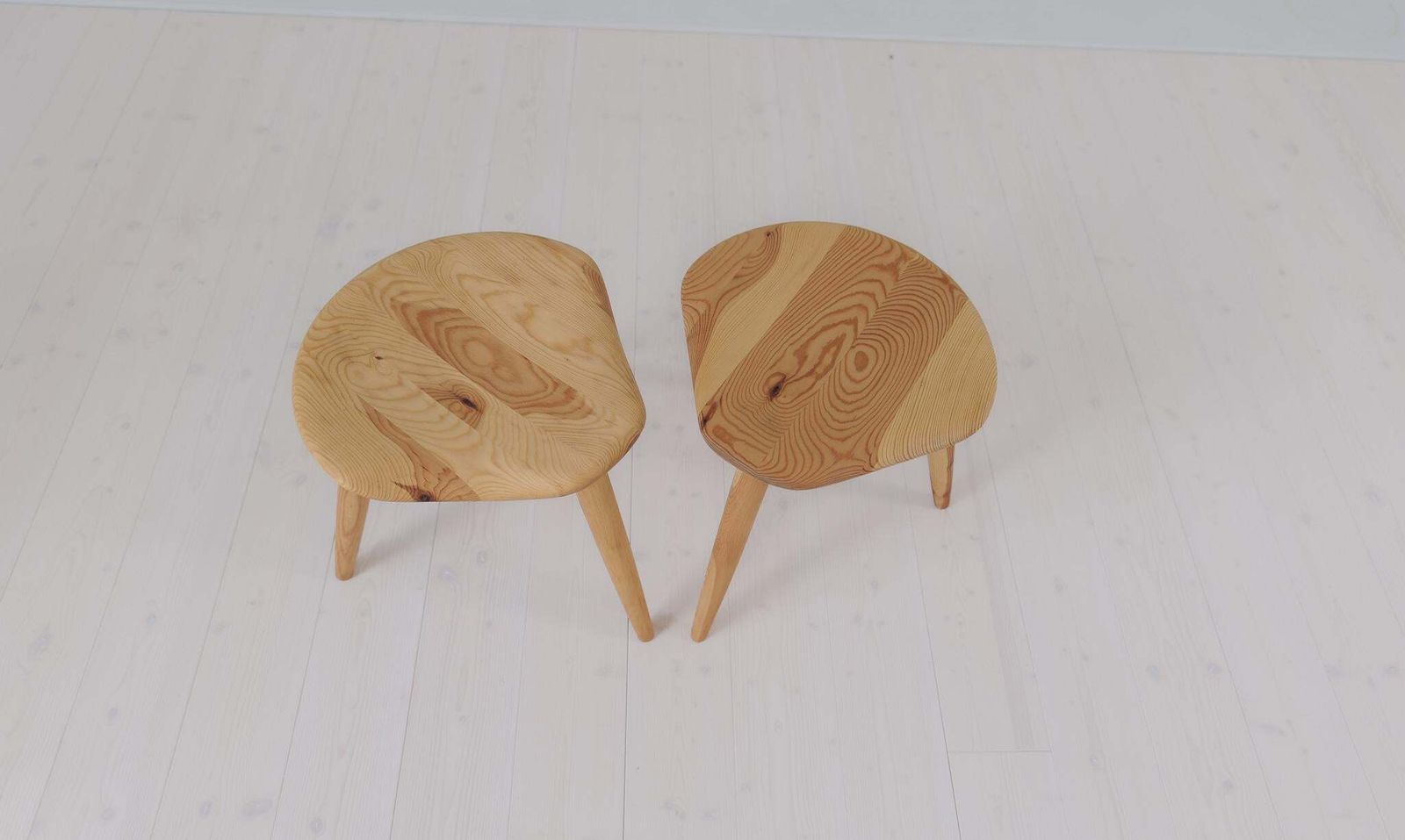 photo for sale Midcentury Modern Pair Sculptural Stools In Pine By Norsk Husflid 1960s Norway