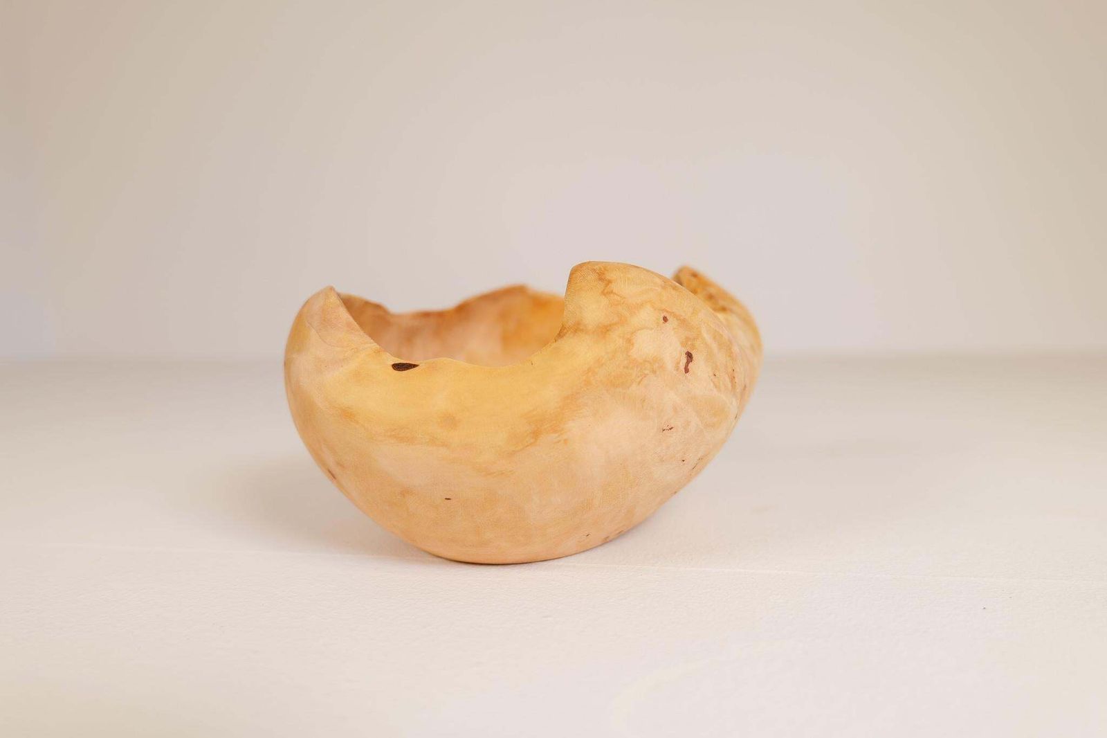 photo vinterior Scandinavian Modern Set Of 2 Swedishs Folk Art Organic Burl Bowls, Circa 1990s