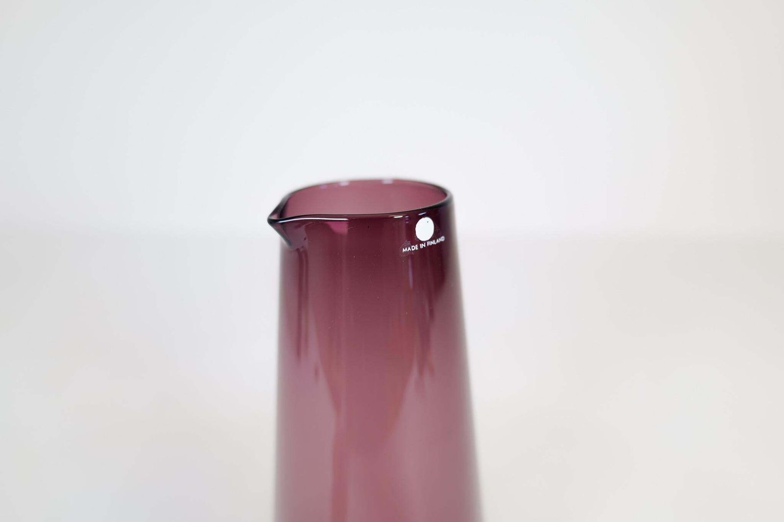 photo buy Midcentury Collection Of 3 Bird Carafes Iittala Timo Sarpaneva Finland, 1950s