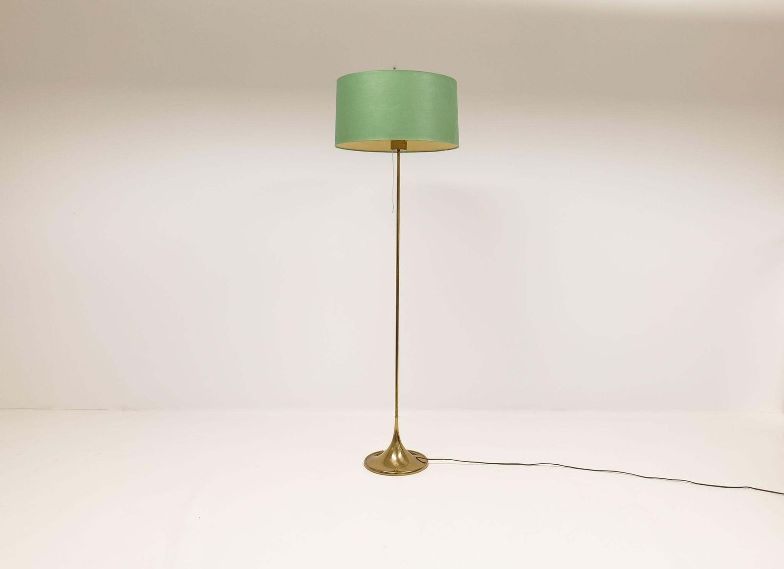 Midcentury Brass Floor Lamp Bergboms G 024, Sweden, 1960s photo Lighting