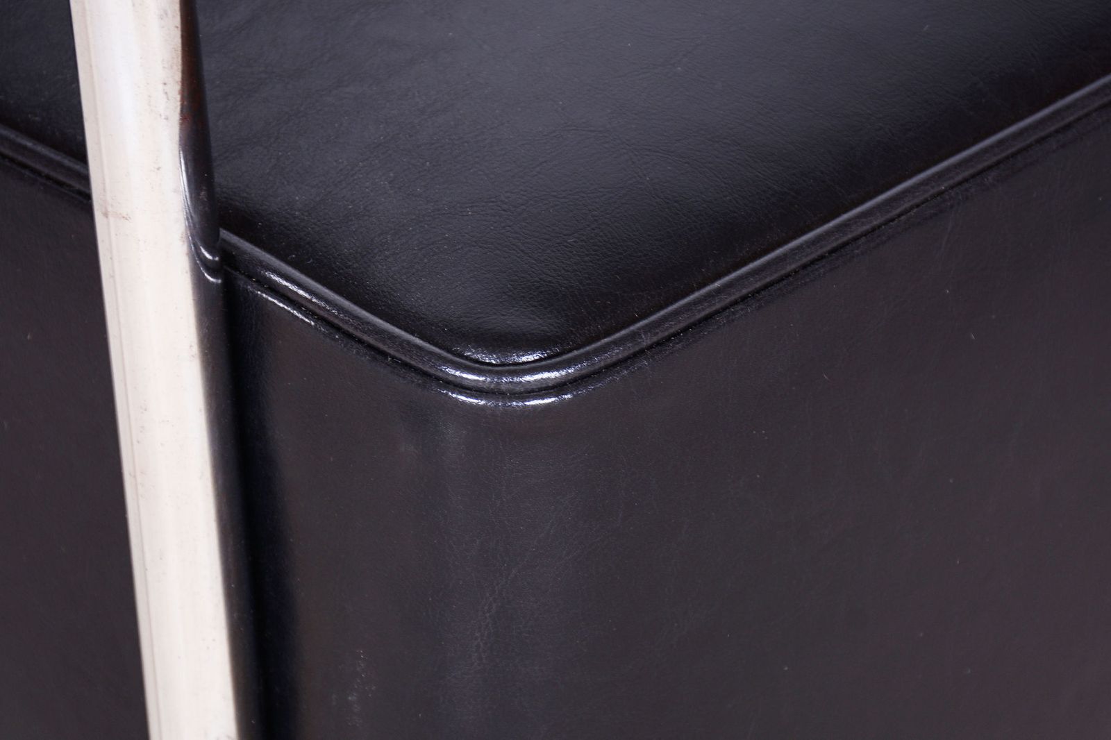 Pair Of Restored Bauhaus Armchairs, By Mücke Melder, Leather, Czech, 1930s photo 3800.0