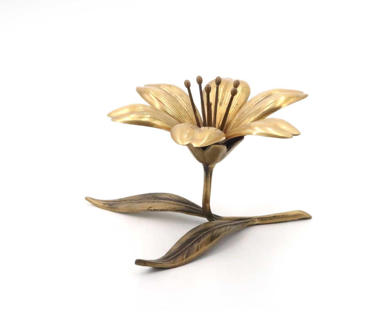 Brass Sculpture, Flower With 6 Petals Dishes Or Ashtrays, 1960s / Boho Chic Shabby Bohemian Folk Mid Century Modern, Hollywood Regency photo furniture