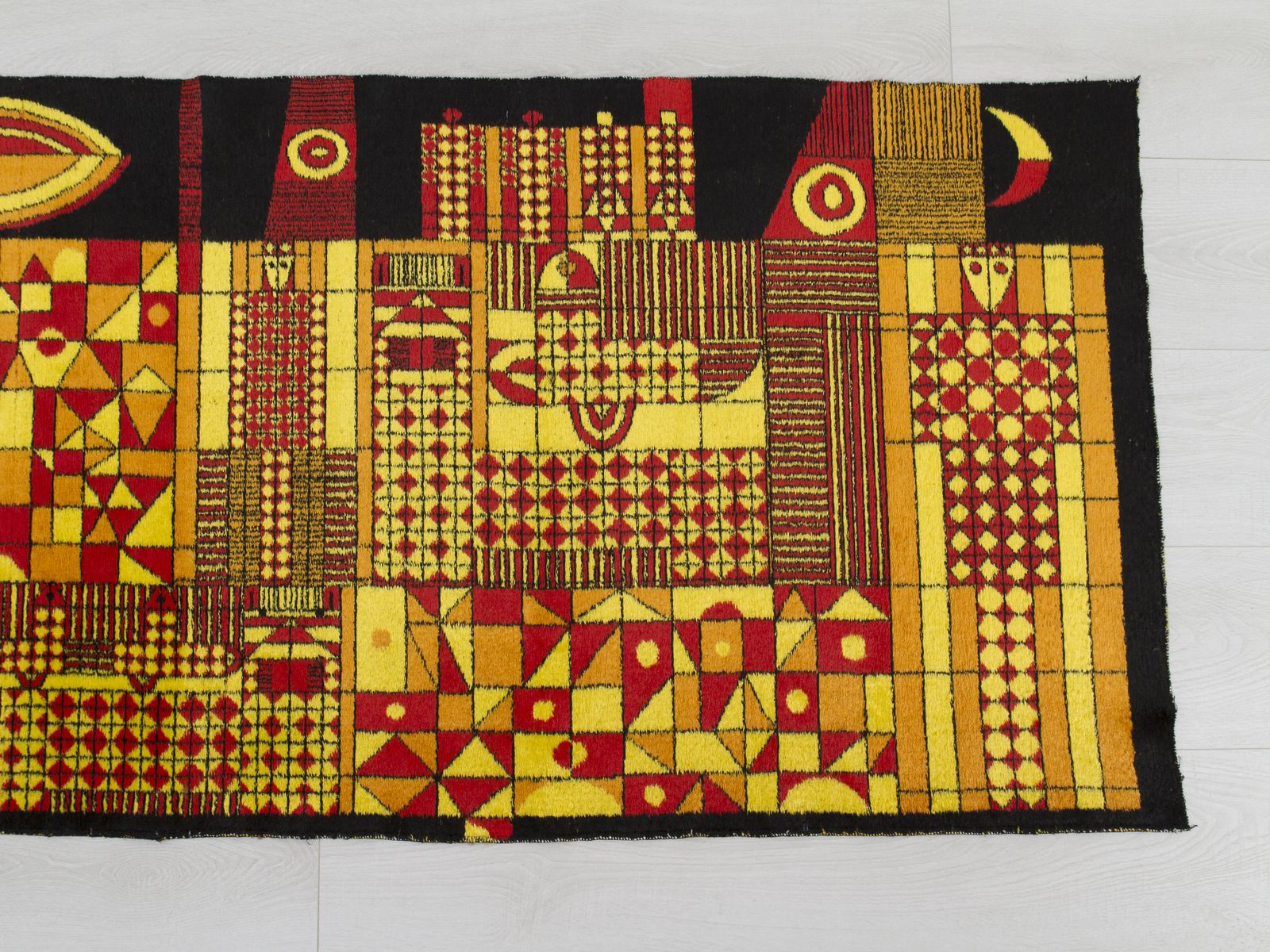 photo for sale Mid Century Modern Textile Wall Hanging Tapestry With Abstract  Geometric Design, 1960s