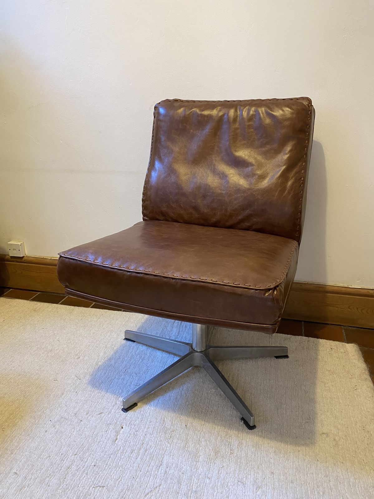 Rare Vintage Pair Of De Sede Ds 35 Executive Swivel Desk Chairs Switzerland 1960 photo Furniture