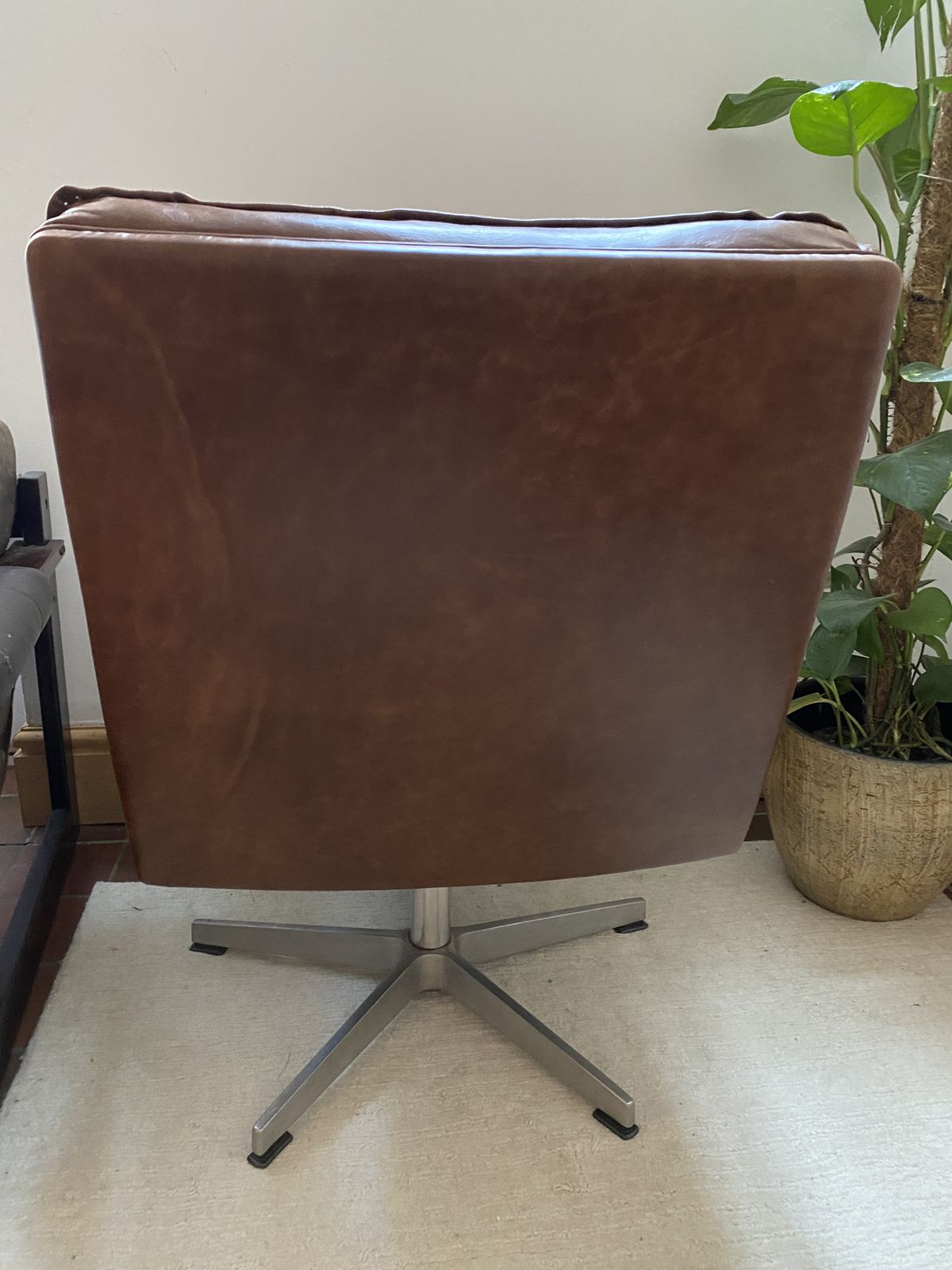 Rare Vintage Pair Of De Sede Ds 35 Executive Swivel Desk Chairs Switzerland 1960 photo 4499.96
