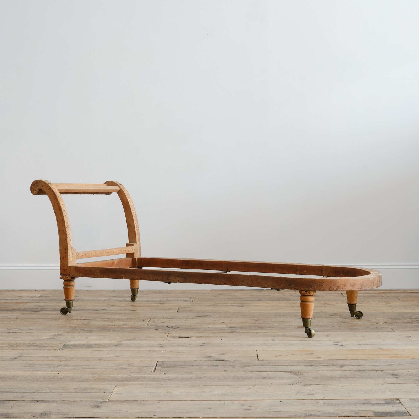 Regency Daybed Frame photo Furniture