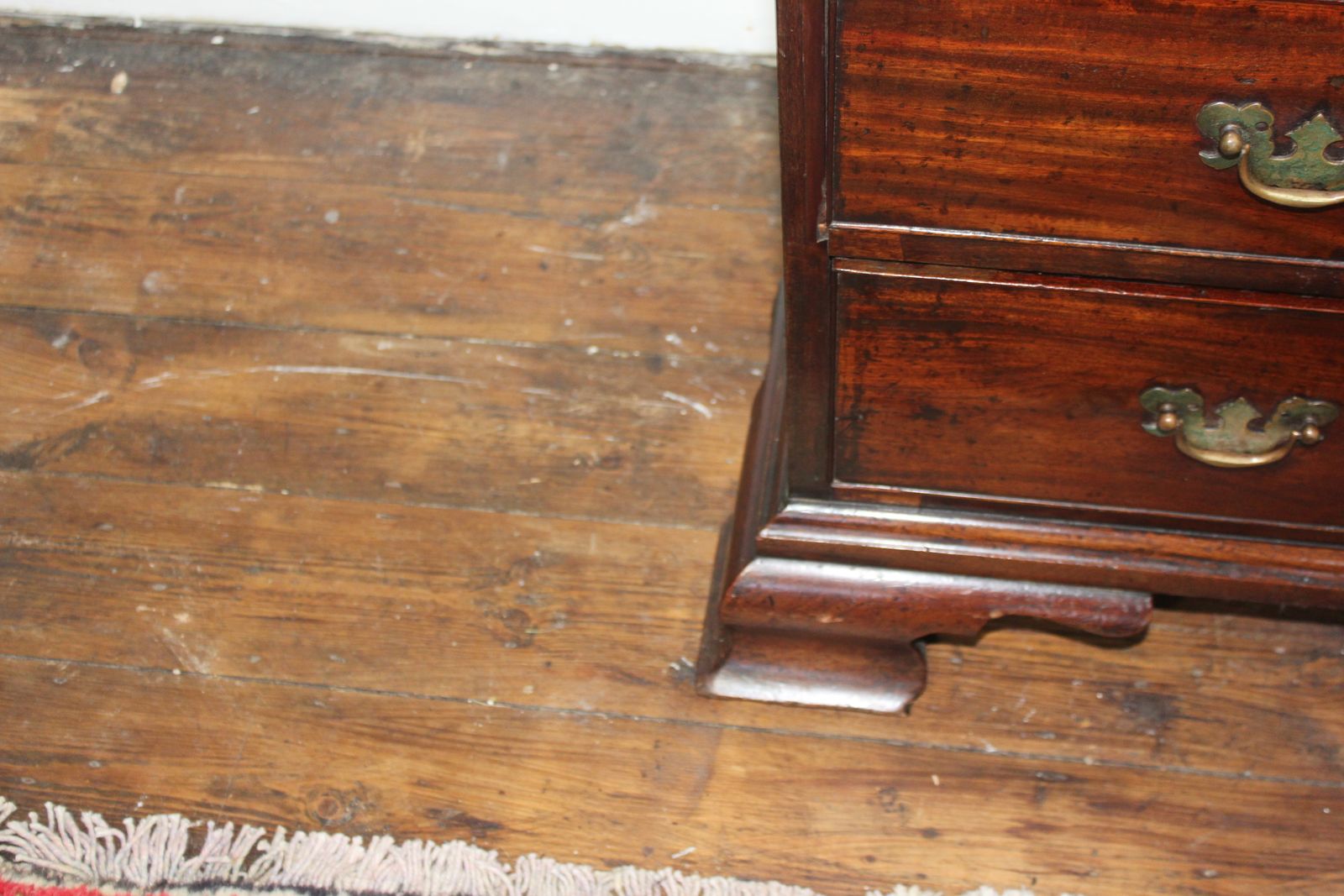 1650.0 Antique George II Mahogany Chest Of Drawers, C.1740 photo