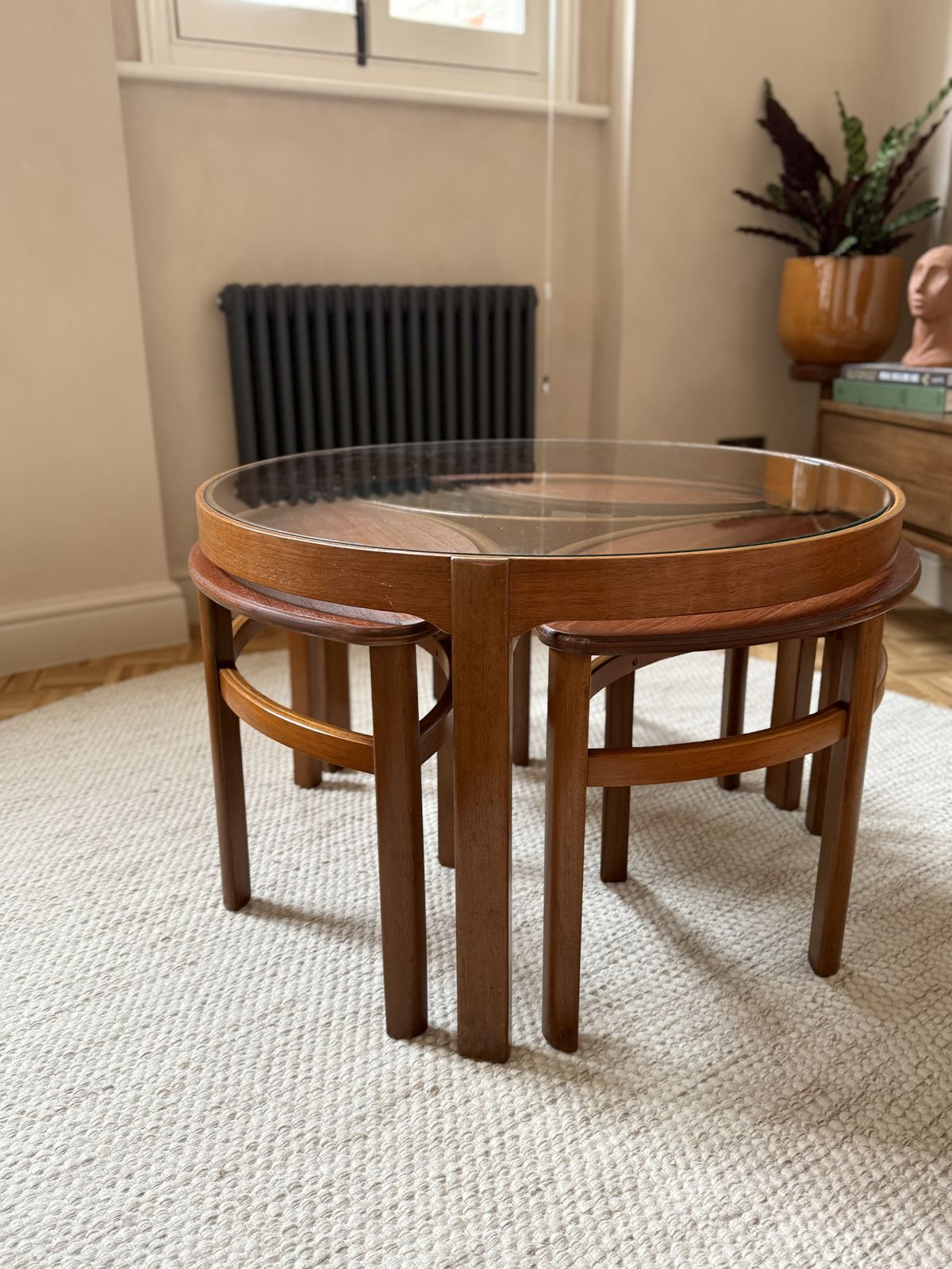 Mid Century Nathan Trinity Round Coffee Table photo 395.0