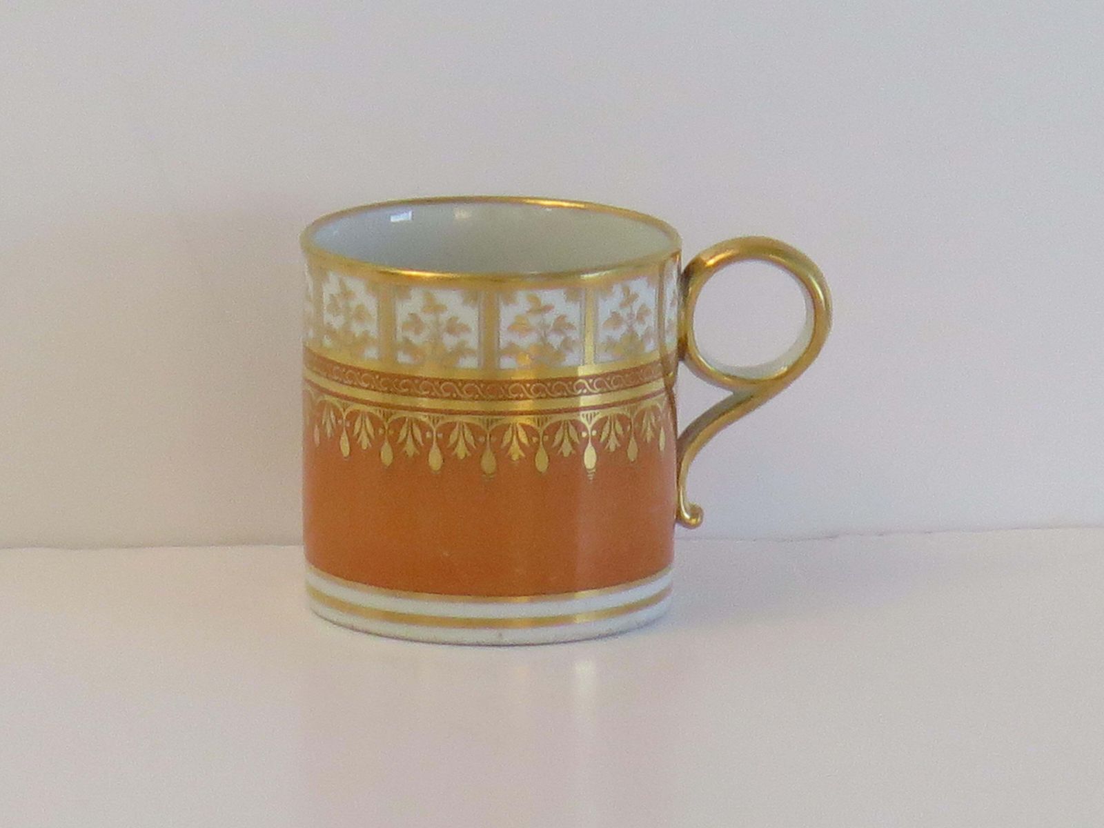 Georgian Worcester Barr Period Coffee Can Porcelain Hand Painted, Circa 1800 photo for sale