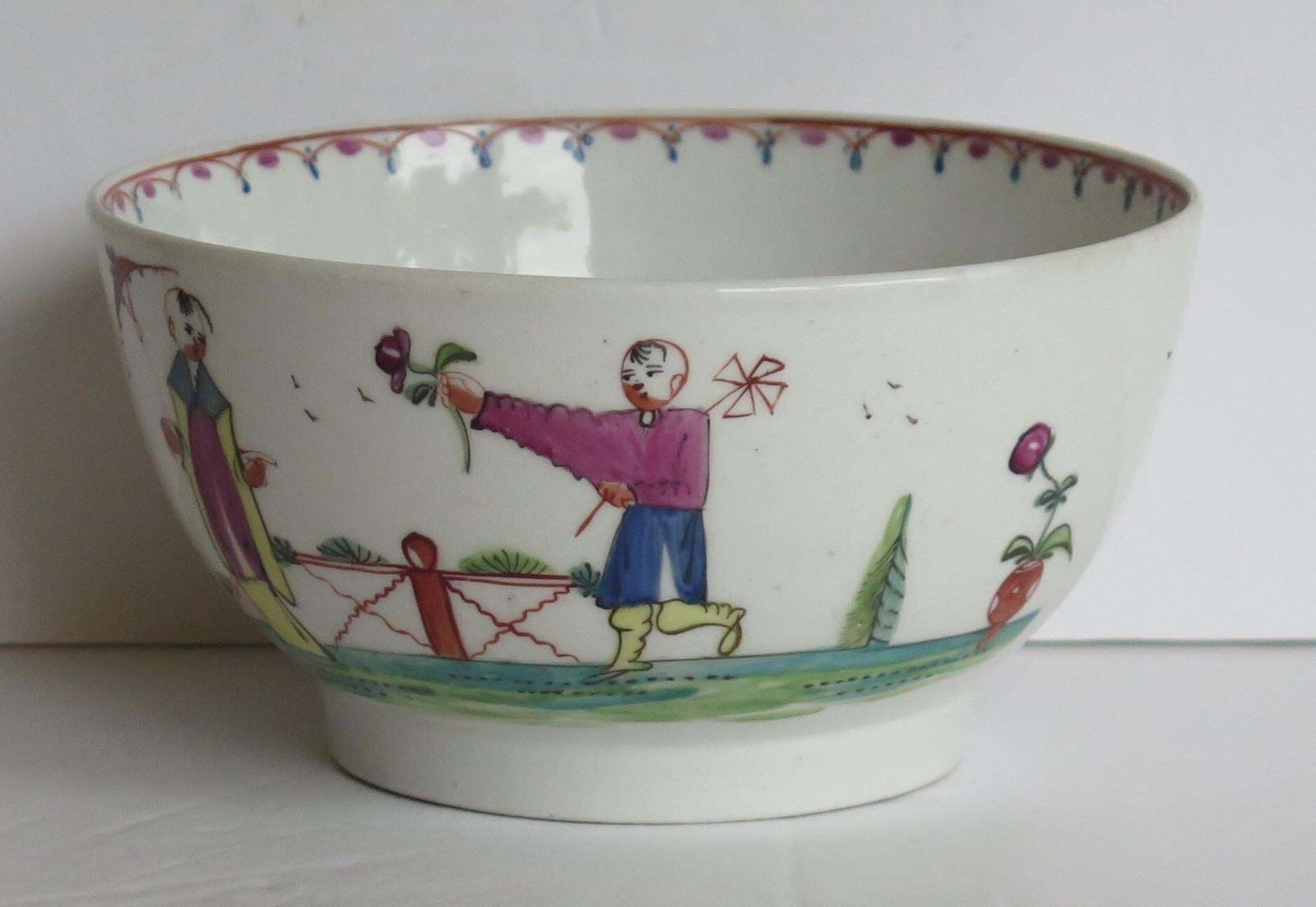 Early New Hall Porcelain Bowl Chinese Figures Lady With Parasol Ptn. 20, Ca 1790 photo for sale