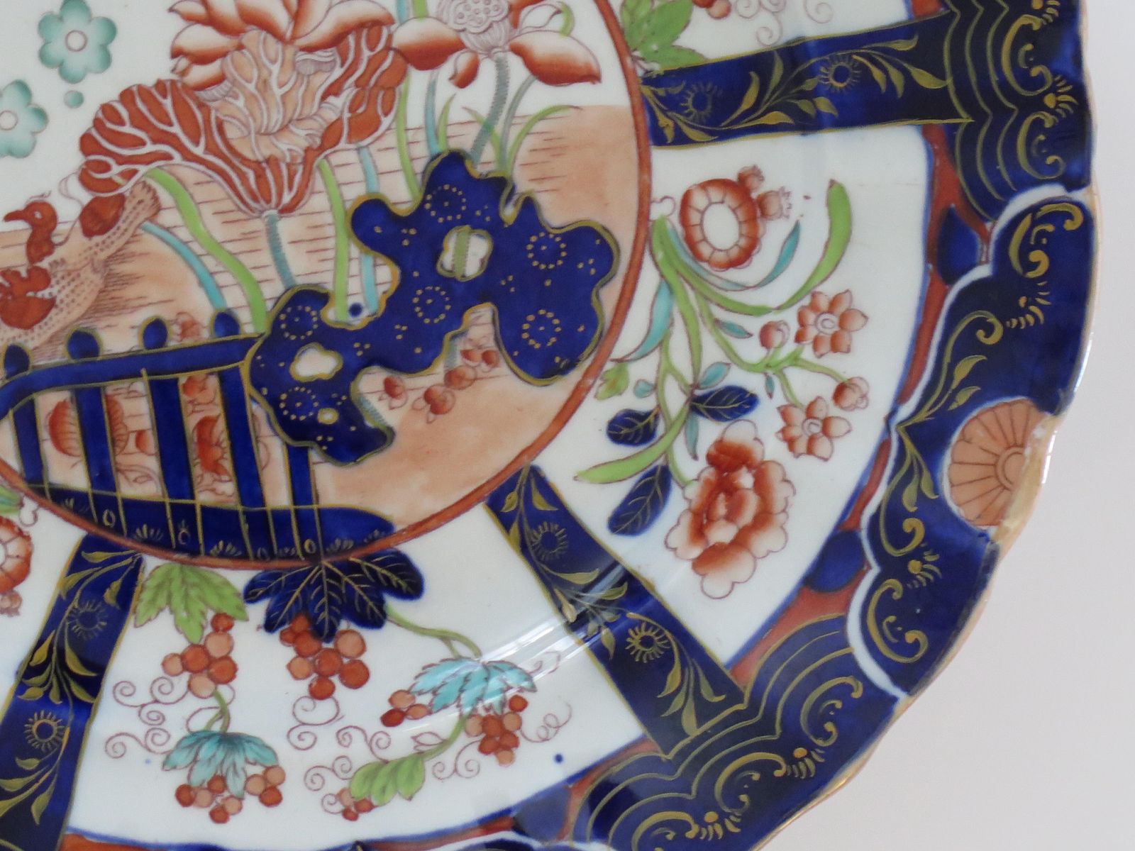photo furniture Masons Ironstone Large Dinner Plate In Rare Muscove Duck & Fence Ptn, Ca 1840