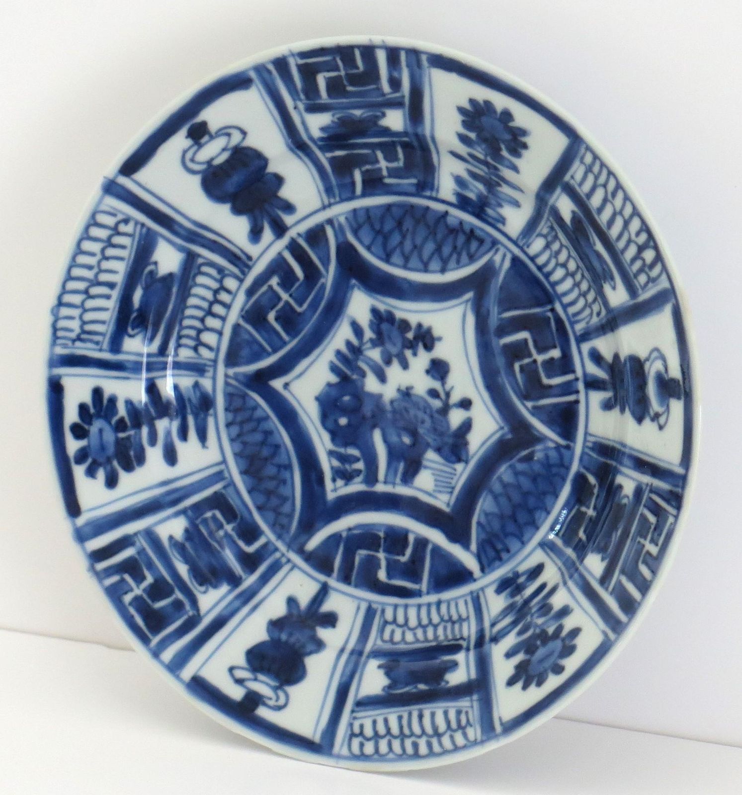 Chinese Kraak Period Plate Or Dish Porcelain Blue And White, Ming Wanli, Ca 1610 photo 470.0