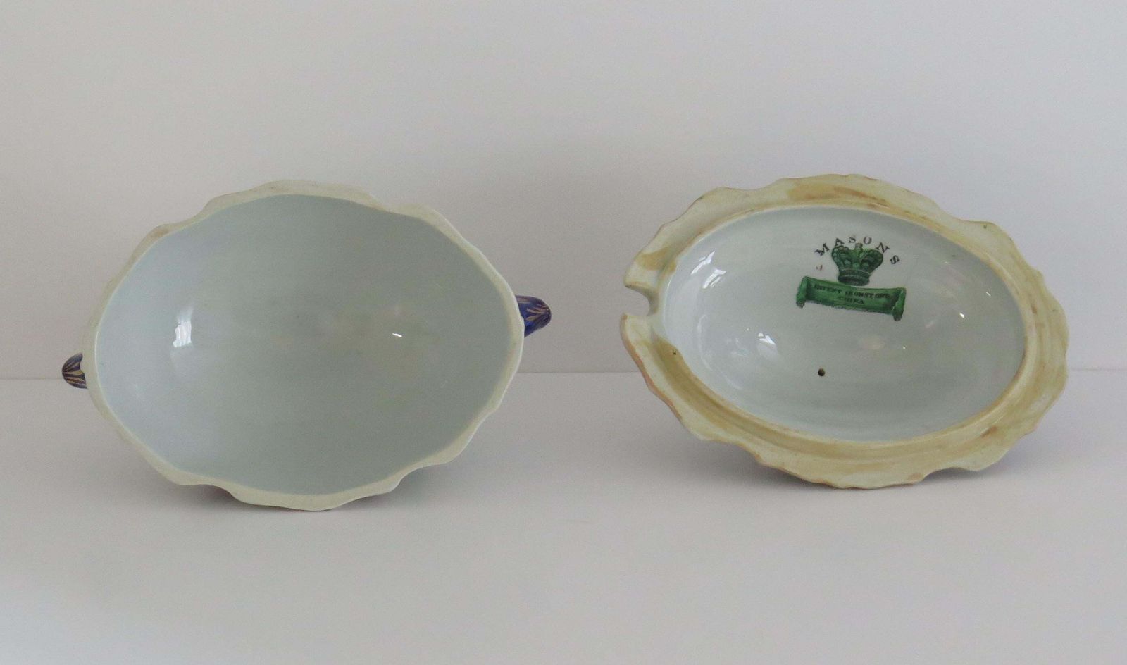 photo furniture Mason's Ironstone Sauce Tureen & Cover Table & Flower Pot Ptn, Georgian Ca 1818