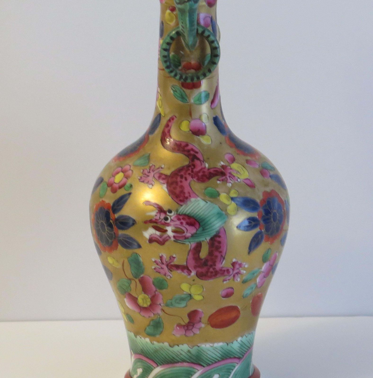 Masons Ironstone Bottle Vase In Chinese Dragon Pattern Very Rare, Circa 1820 photo vintage