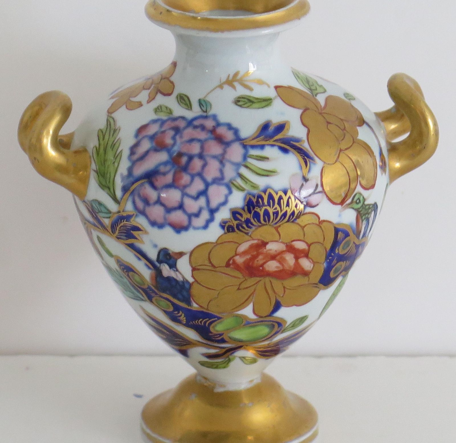 Rare Pair Masons Ironstone Small Vases Fence Rock & Gold Flower Pattern, Ca 1820 photo vinterior