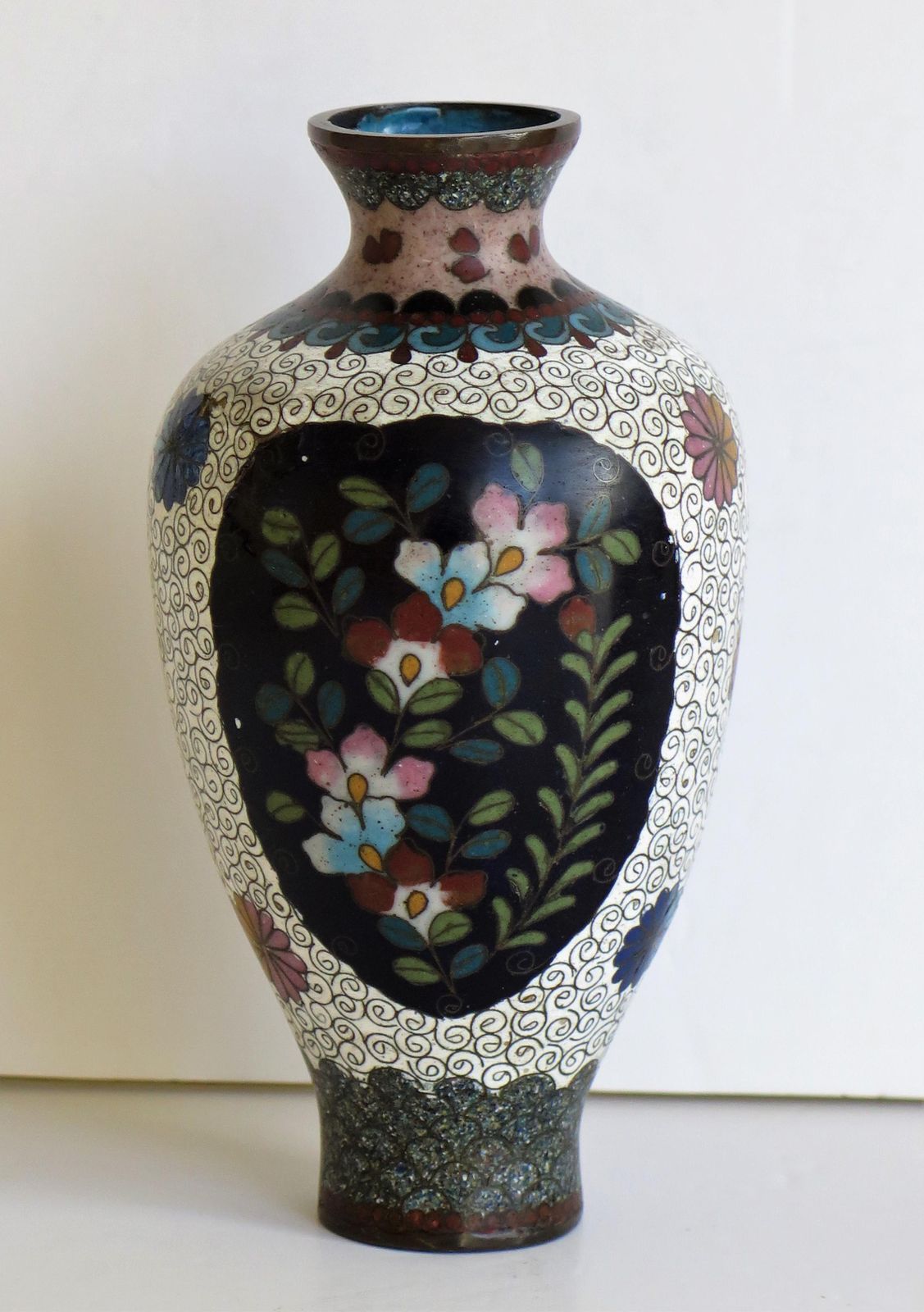 photo furniture Japanese Cloisonné Vases Butterflies & Flowers, 19th Century Meiji Period, Pair
