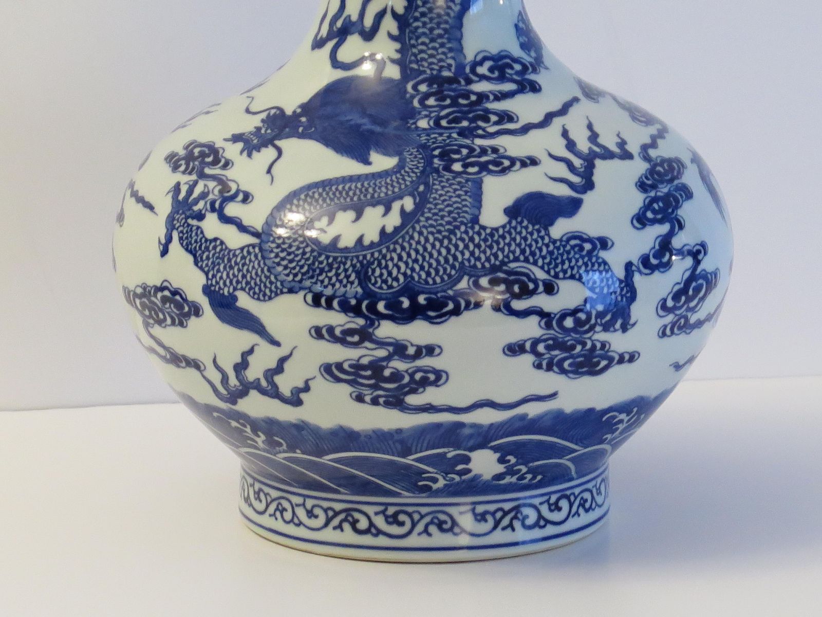 photo furniture Chinese Export Vase Porcelain Blue & White Hand Painted Dragons, Circa 1950