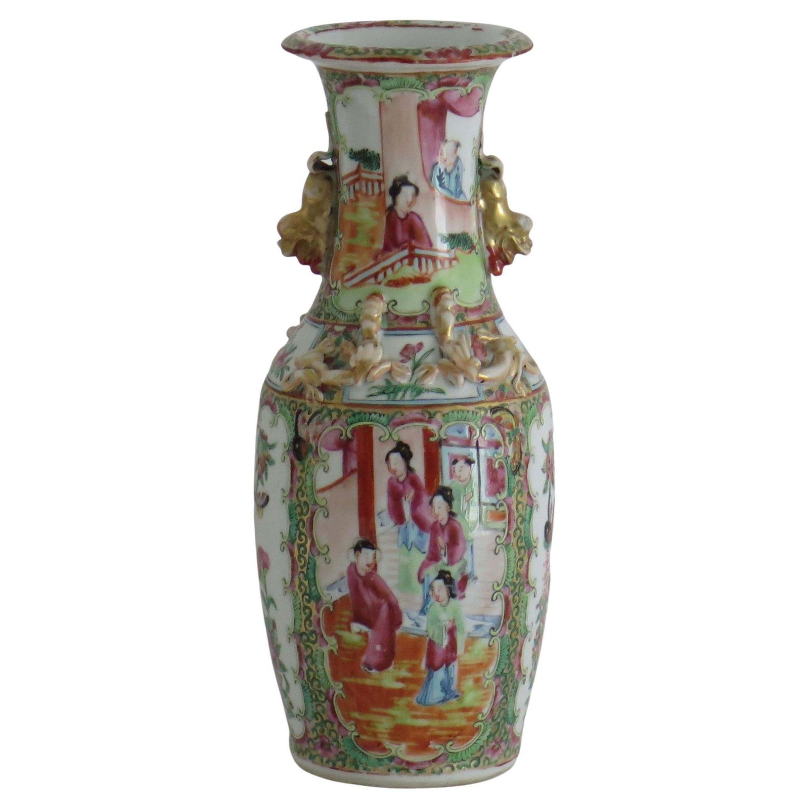 Antique Chinese Export Vase Canton Rose Medallion Porcelain, Qing Circa 1840