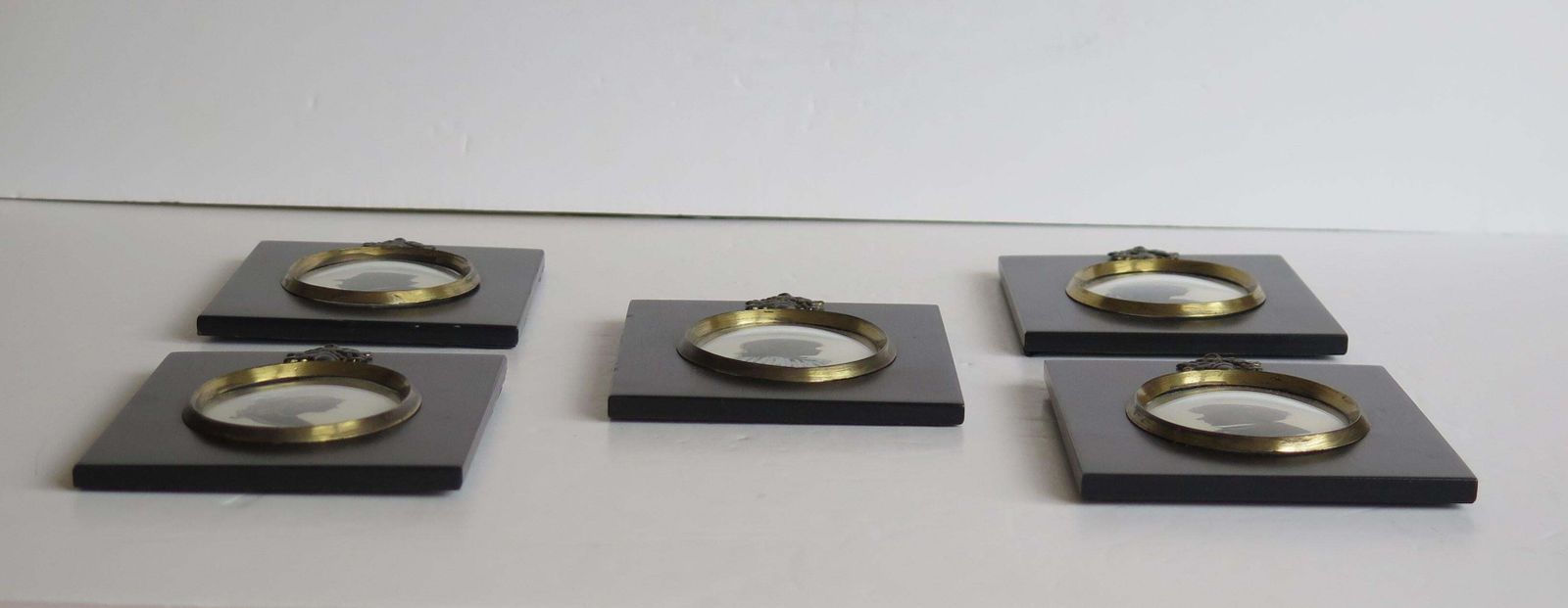 Set Of Five Silhouette Miniatures All Hand Painted By Dorothy Turton Rms, 20thc photo Home Decor