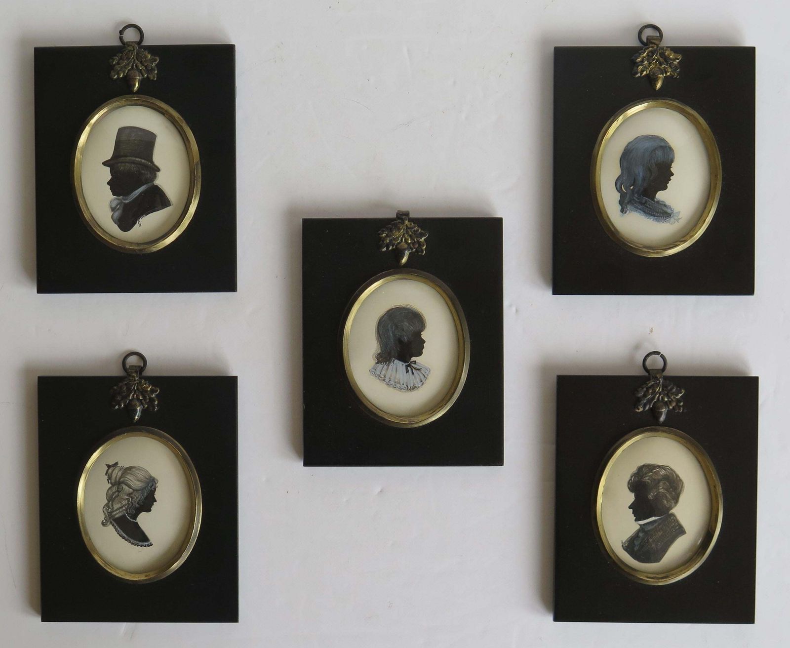 Set Of Five Silhouette Miniatures All Hand Painted By Dorothy Turton Rms, 20thc photo vinterior