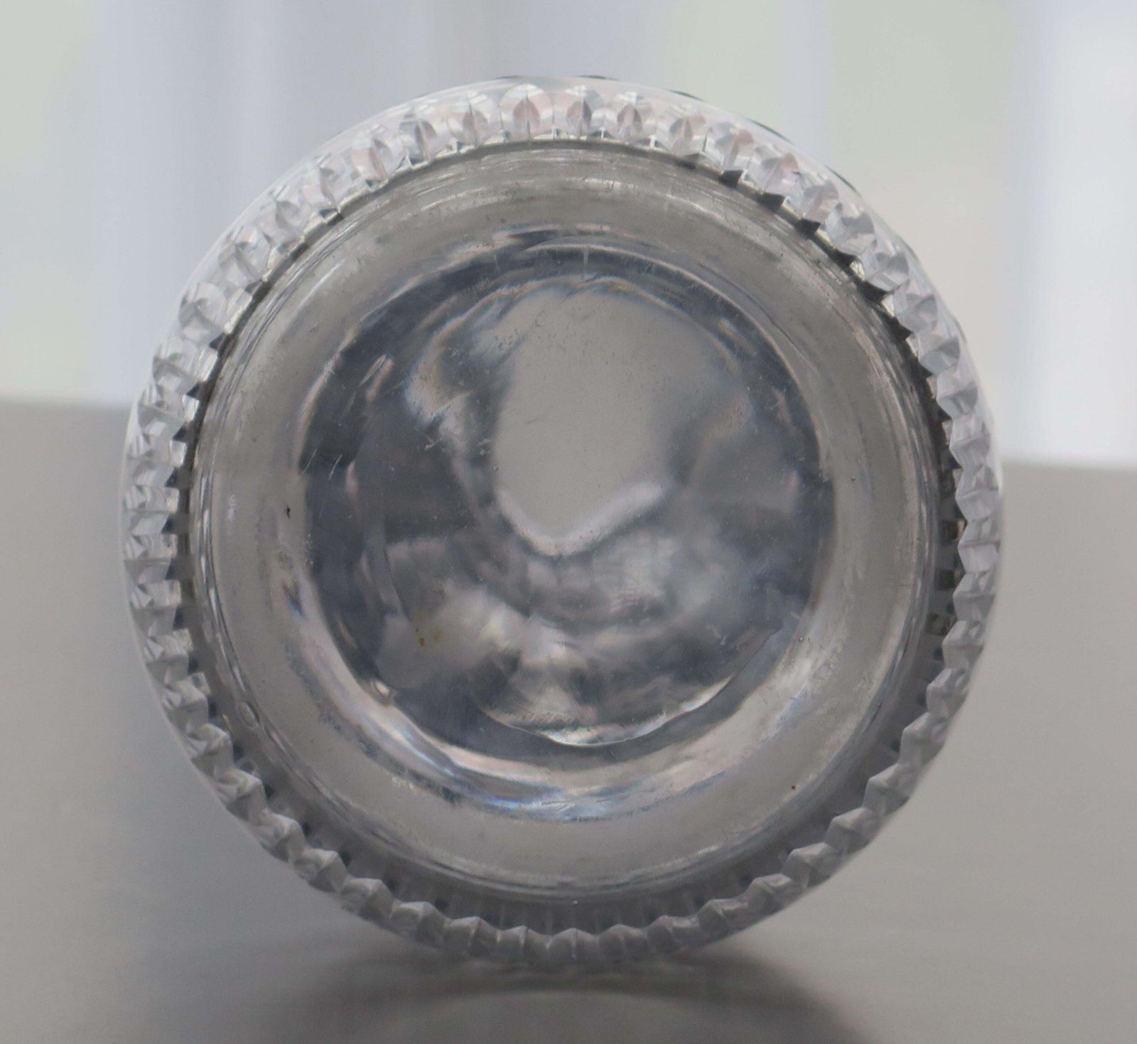 435.0 Fine Georgian Cut Glass Crystal Decanter Lozenge Stopper, Irish Circa 1800 photo