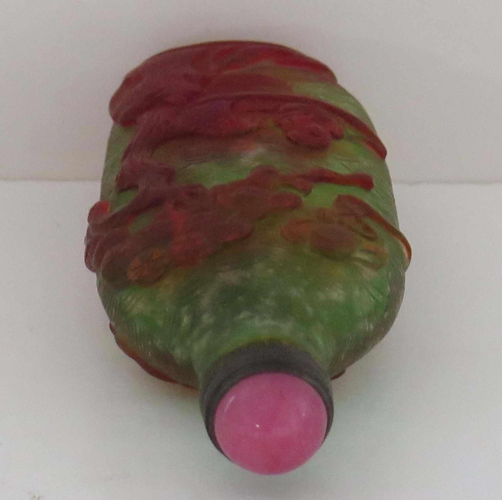 photo for sale Chinese Export Snuff Bottle In Overlay Cameo Glass Finely Carved, Circa 1920s