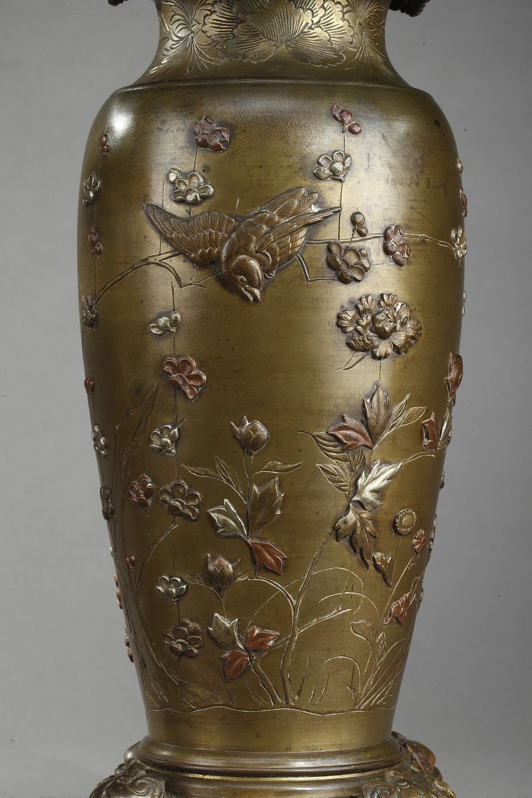 Lampes à pétrole d'époque, décor d'oiseaux et de fleurs de style chinois photo 2335.0