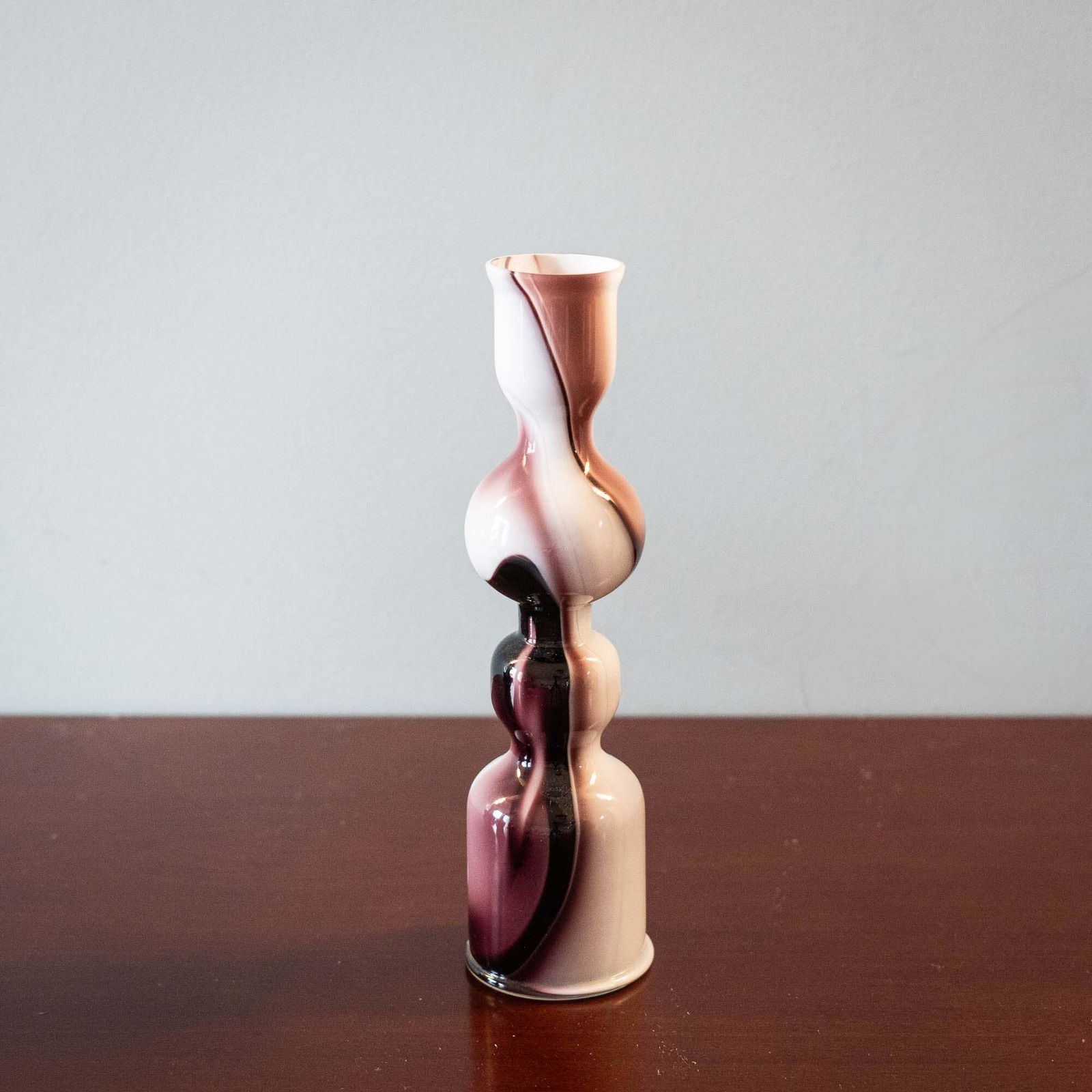Vintage Purple & White Murano Glas Vase   Bicolore   Carlo Moretti   1970s photo furniture