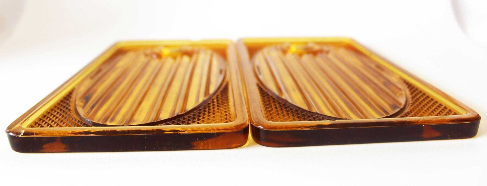 photo furniture Rare Two Art Deco Pressed Glass Breakfast Plate Plaque, Val Saint Lambert Luxval, Amber Glass, Belgium Glass, Art Glass, Fish Design, Chips