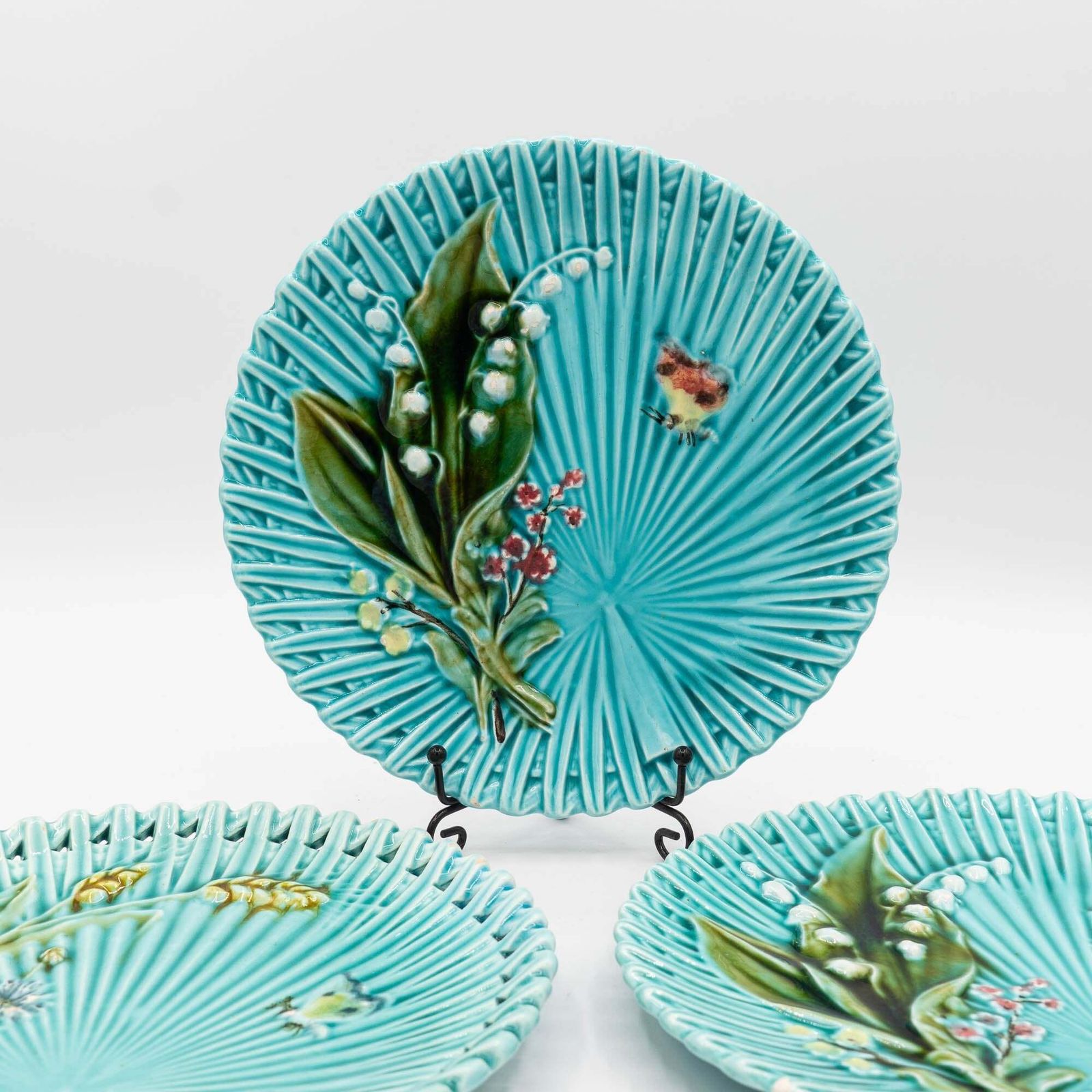 Antique Art Nouveau Light Green Majolica "Lilly Of The Valley" Plates   Smf Schramberg   Set Of 3   1920s