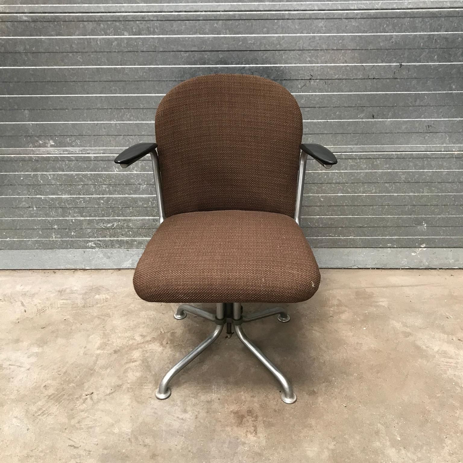 photo for sale 1935, W.H. Gispen By Gispen Culemborg, Office Chair 356, Spear Bakelite Armrests