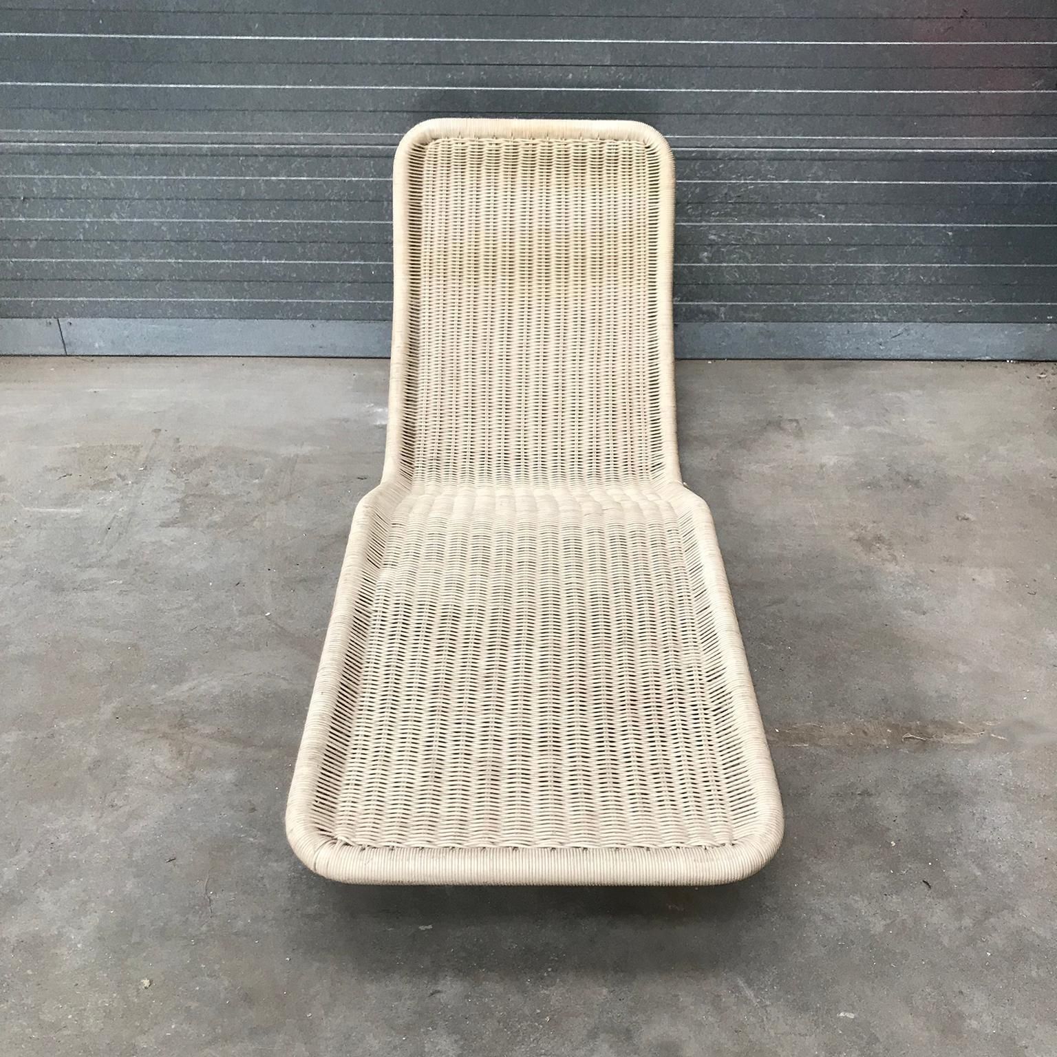 1968, Antti Nurmesniemi, For Tecta Germany, Plastic Wicker Lounge Chair F10 photo buy