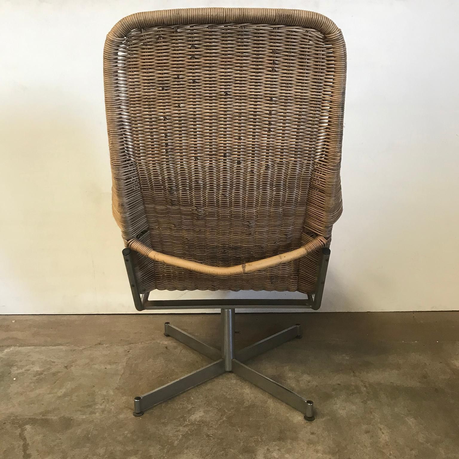 1961 Dirk Van Sliedregt, Rare 514 Original Wicker Lounge Chair With Chrome Base photo 1152.0