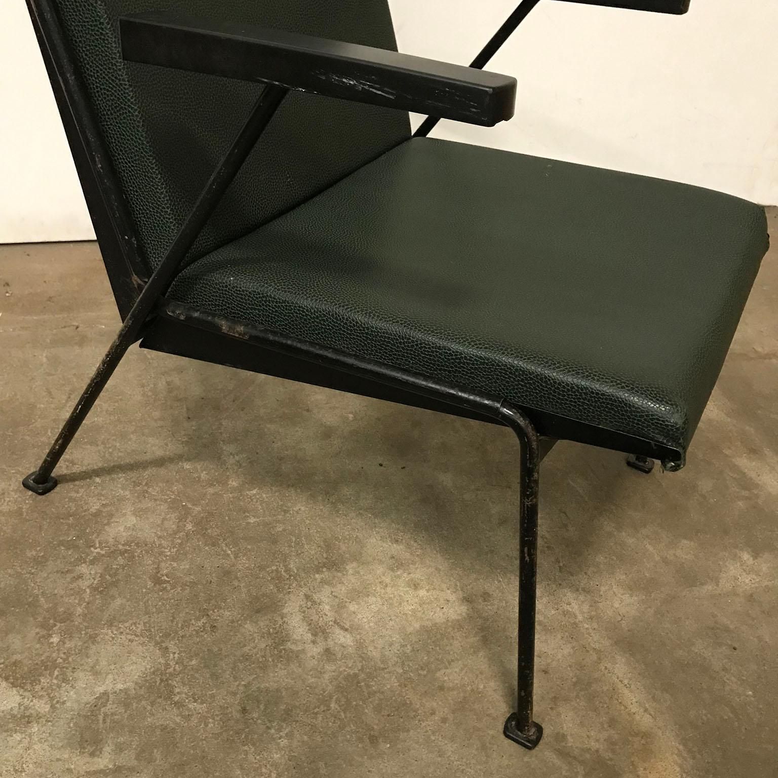 849.0 1959, Wim Rietveld For Ahrend De Cirkel, Oase Chair Original Green Leatherette photo