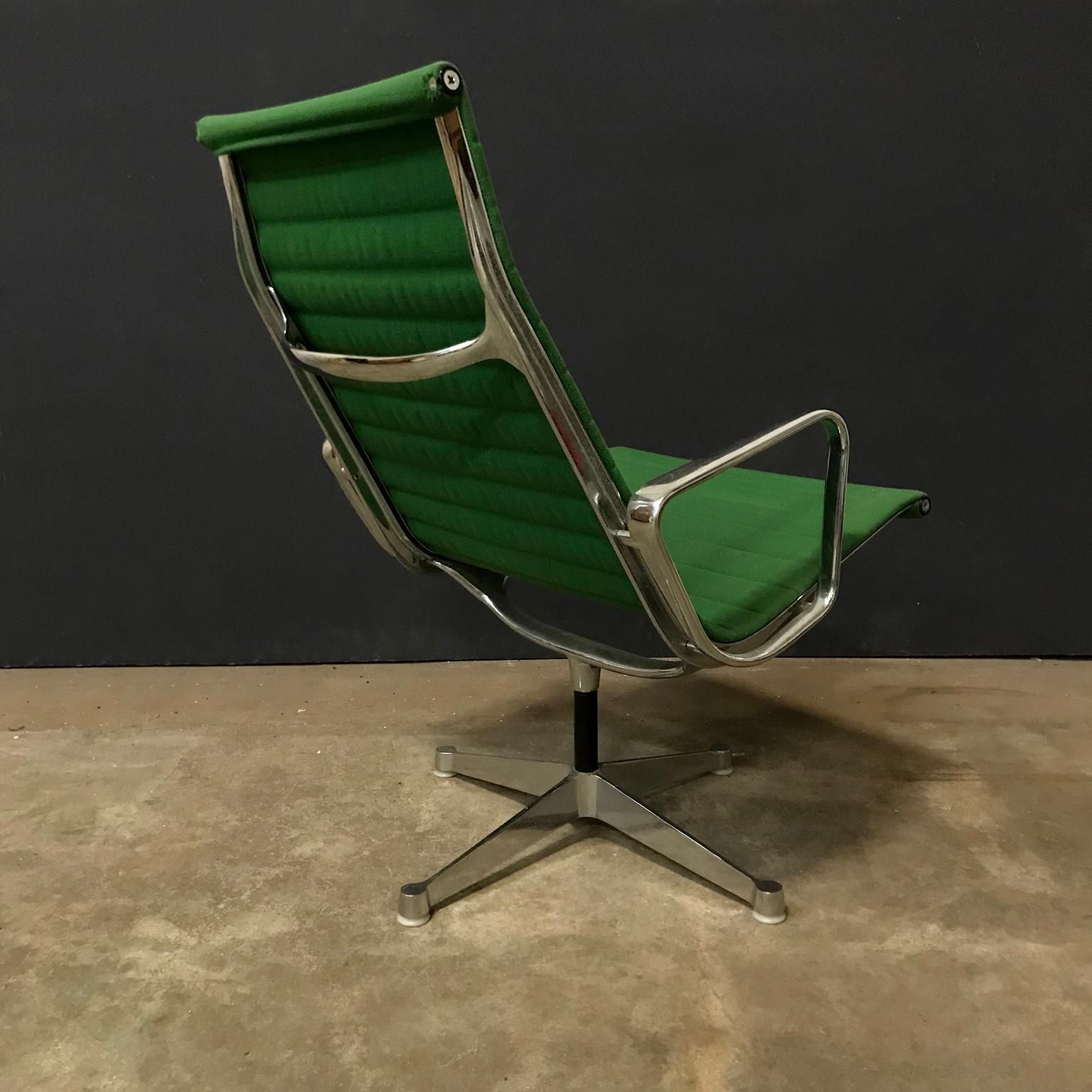 1958, Ray / Charles Eames; Miller, Ea 116, Flat Base Easy Chair In Apple Green photo Furniture