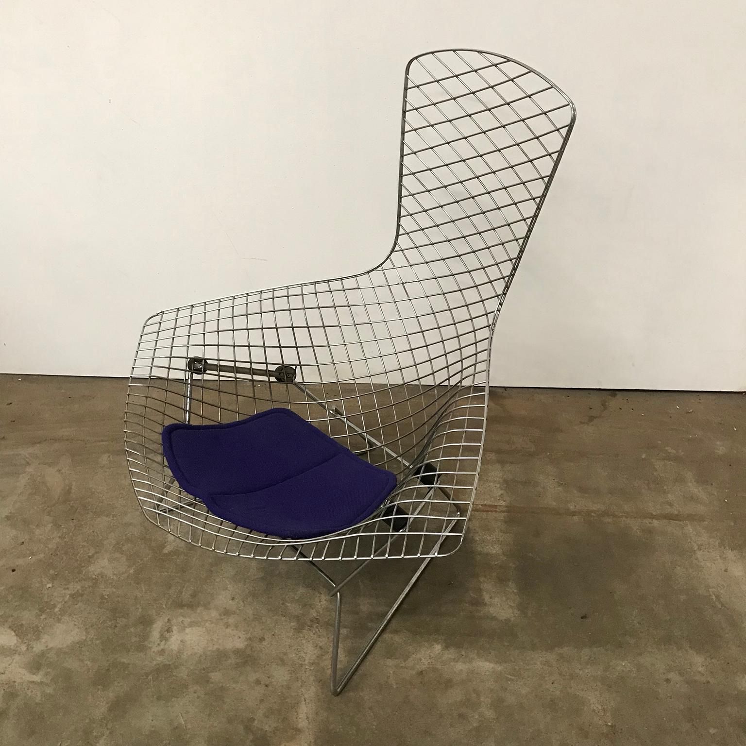 Harry Bertoia, Knoll International Large Chrome Bird Chair, Purple Cushion, 1952 photo vinterior