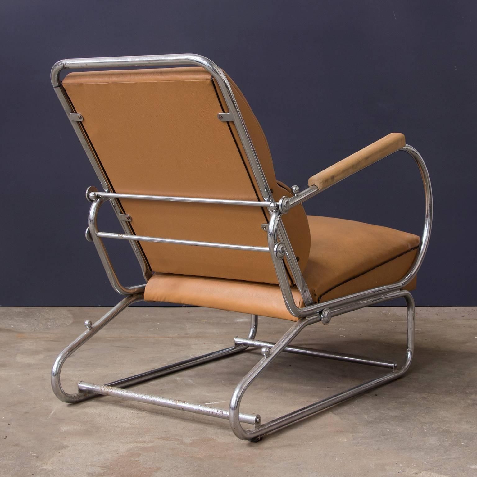 Adjustable Tubular Easy Chair In Original Leather + Wooden Armrests, Circa 1930 photo 2346.0